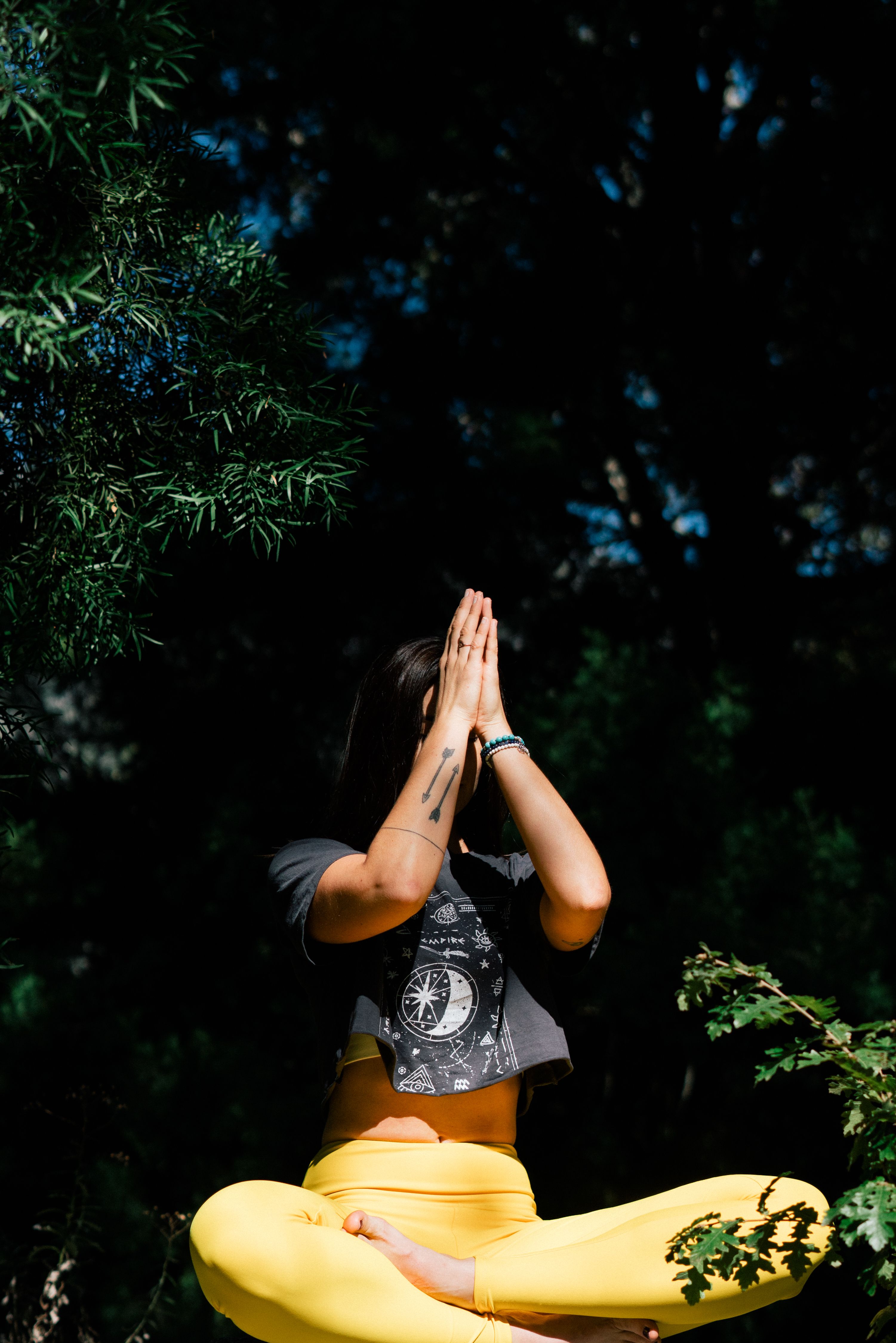 7 Soul-Calming Online Meditation Retreats