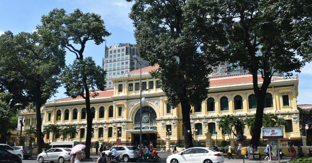 * Ho Central Market Experience