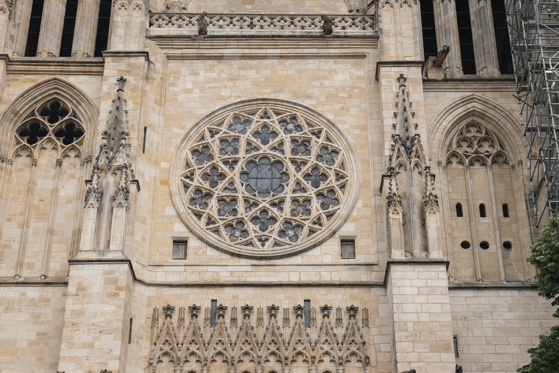 Popular sights in Burgundy Landmarks in Burgundy