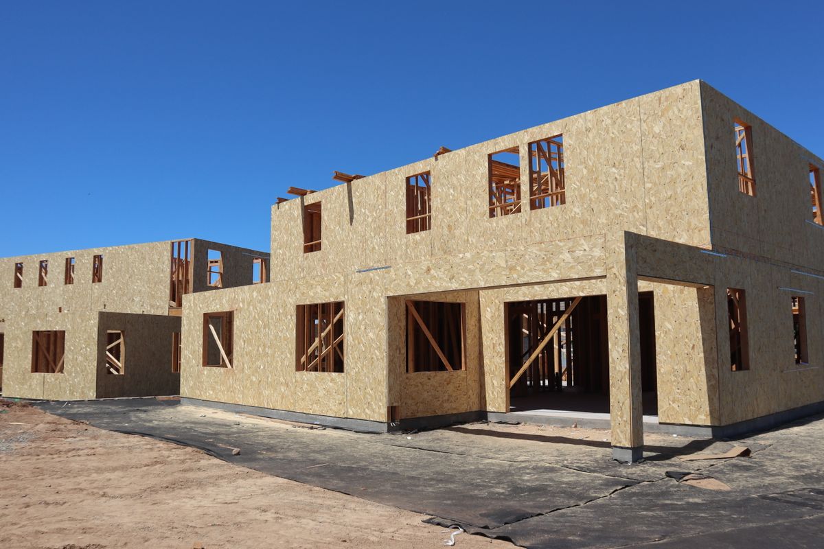 Maison passive : coût de construction et normes RE2020 - Isolation thermique et étanchéité à l’air : les fondations du passif
