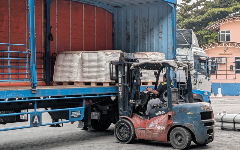 Truk Fuso armada ekspedisi baru