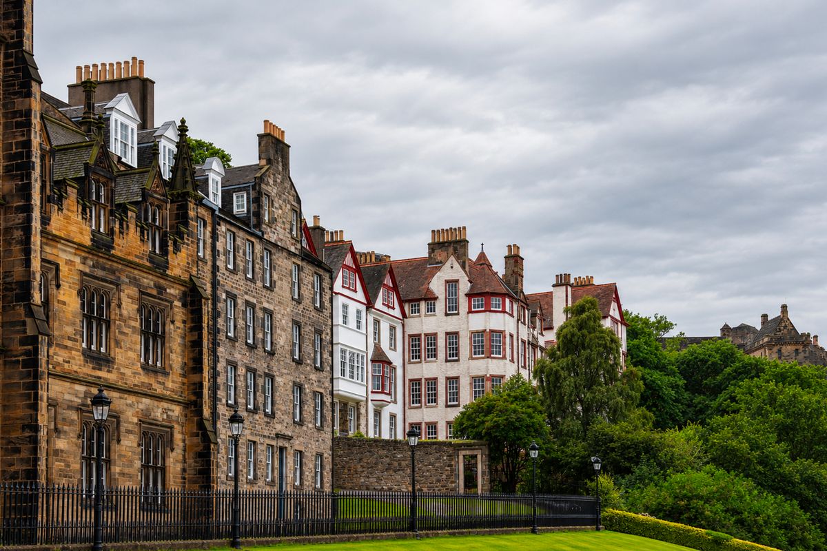 student moves in Dronfield — Student Moves in Dronfield — the working end of the job