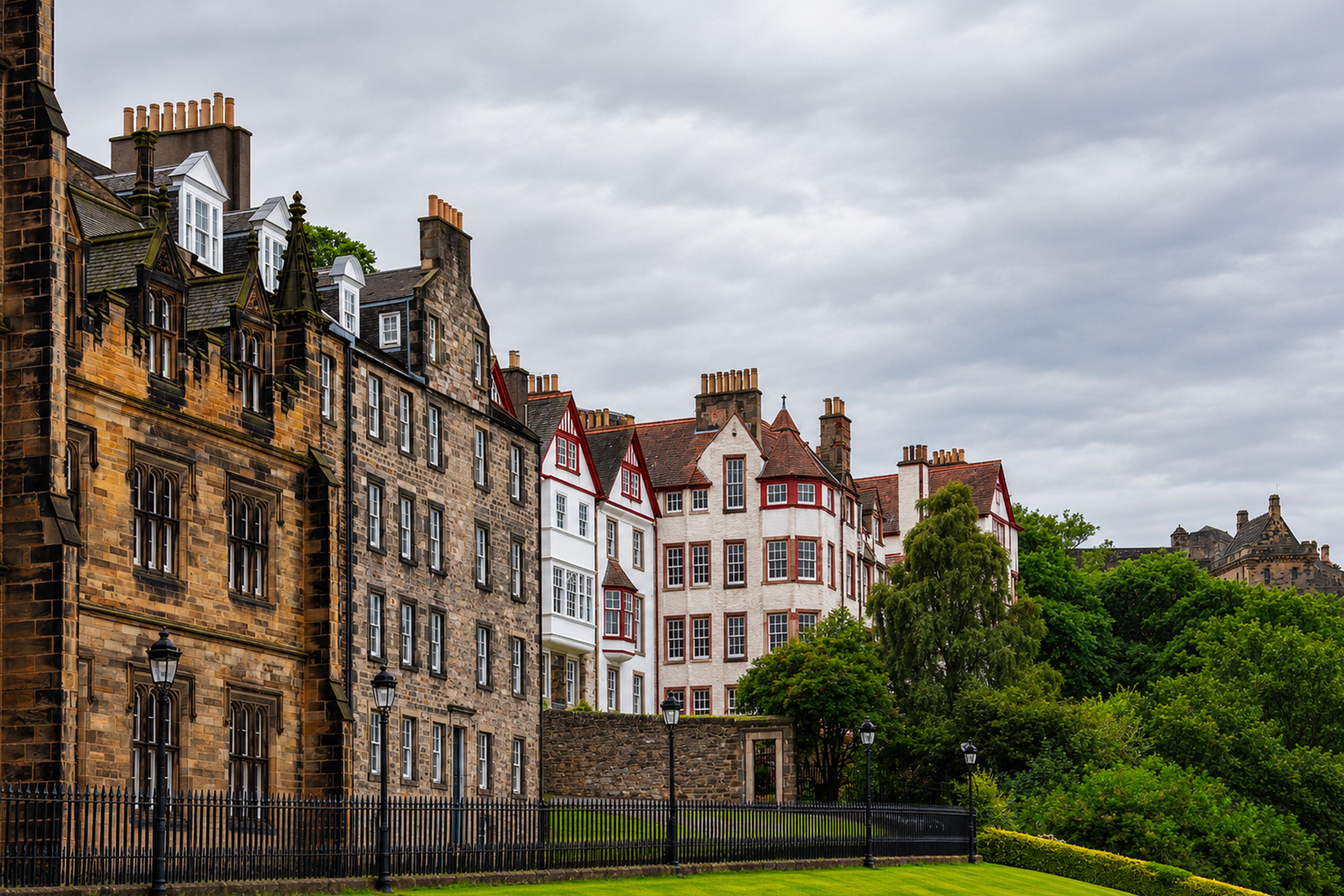 Chauffeur service to Edinburgh