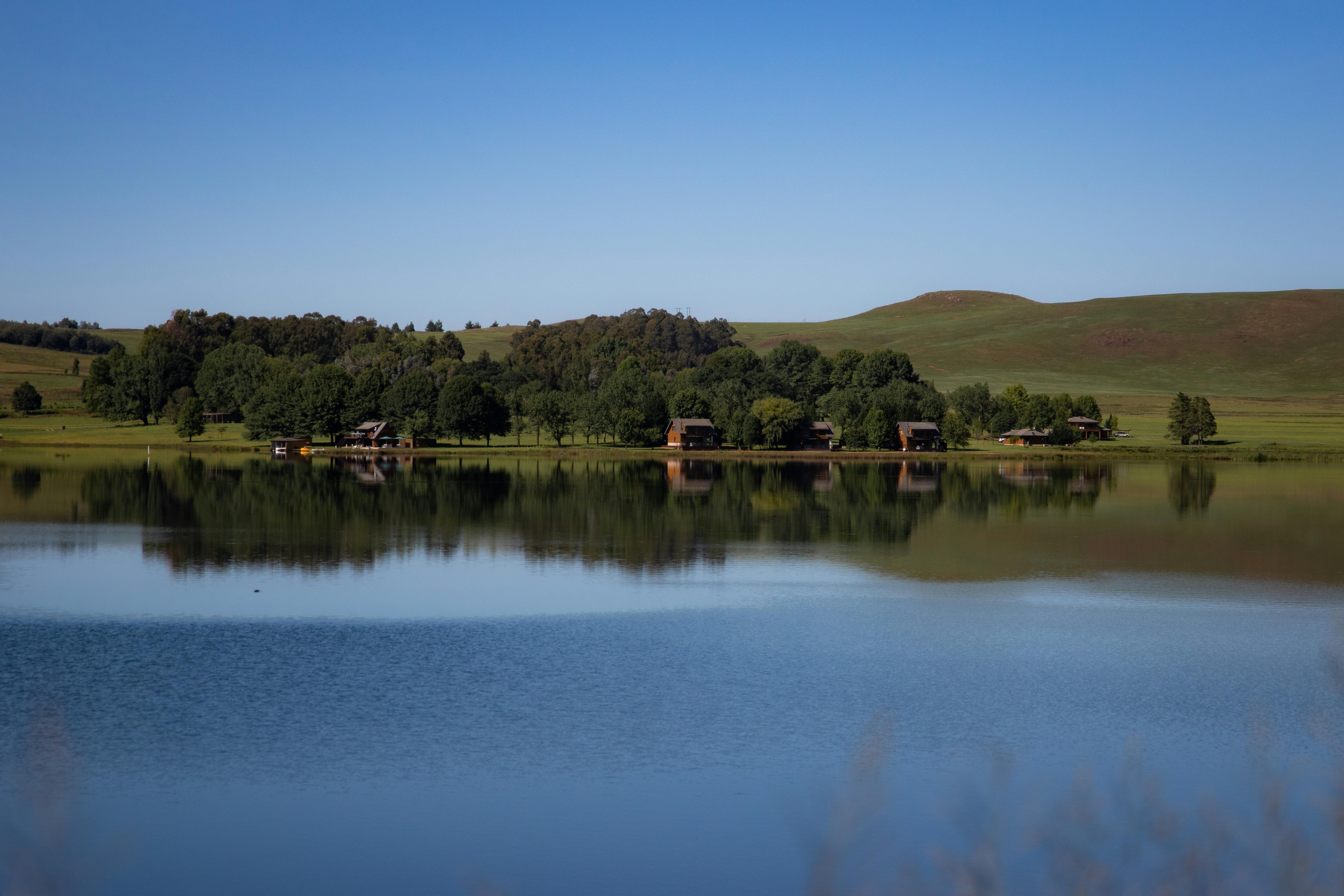 oil tanker at sea horizon