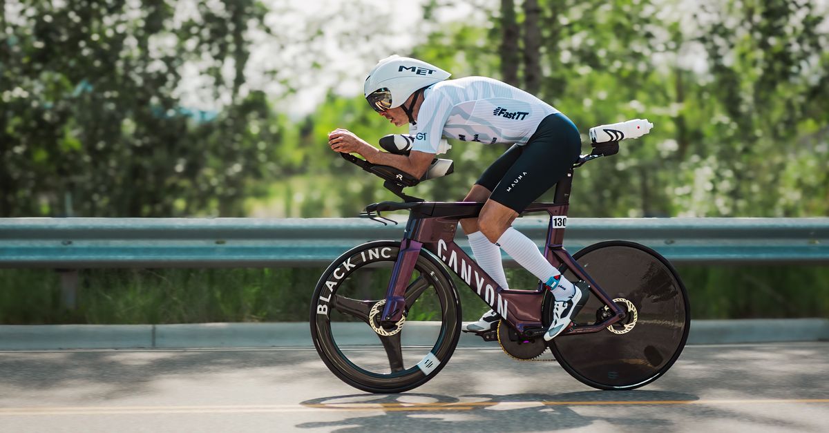 Professional cyclist competing on a Canyon bike during a triathlon in Bozeman, Montana. - Evidence evidence guide for l-citrulline exercise performance randomized trial