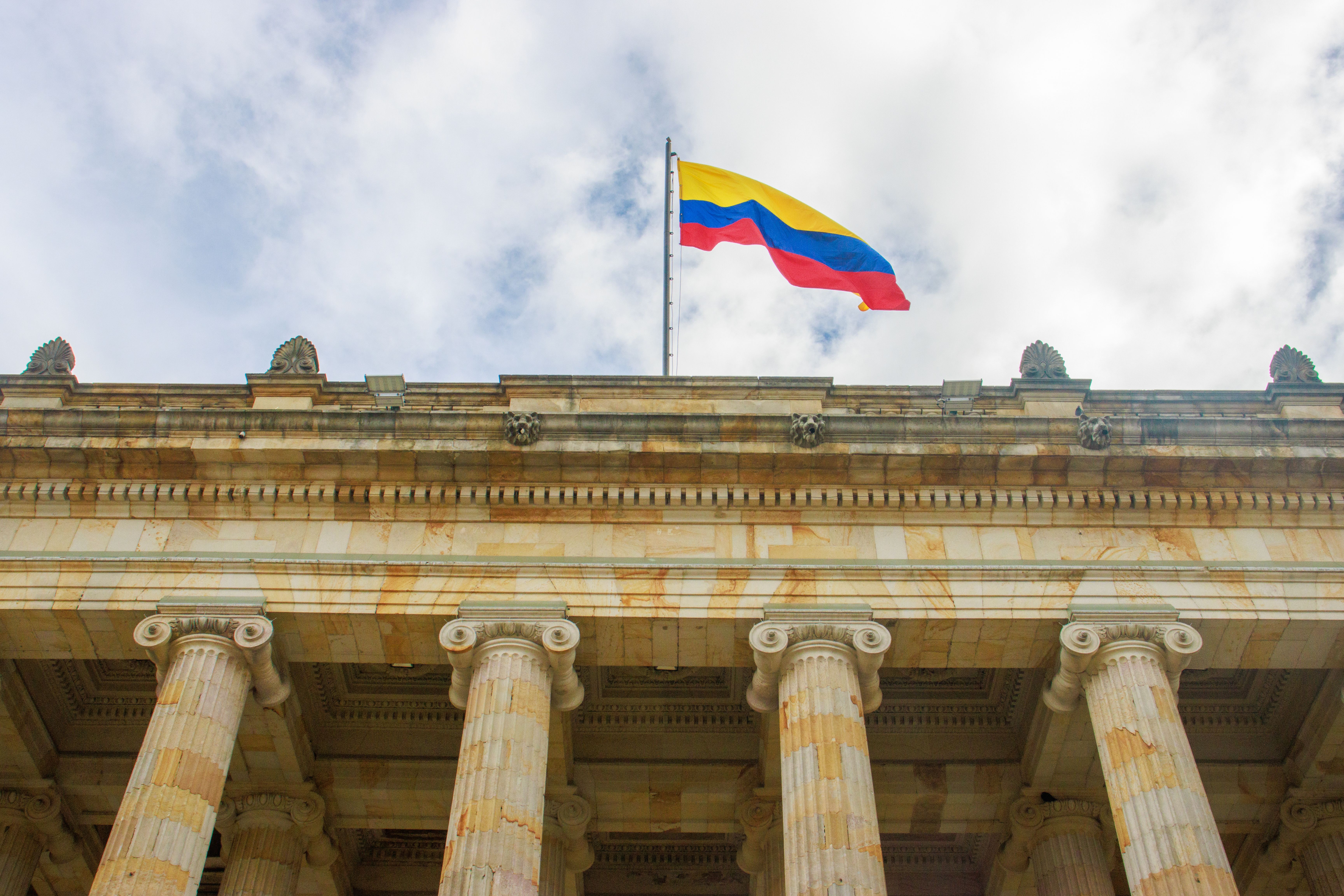 Noboa otorga inmunidad a militares extranjeros que intervengan en Ecuador