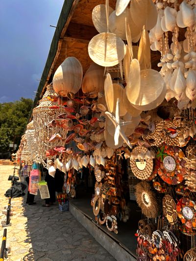Capiz-shell craft