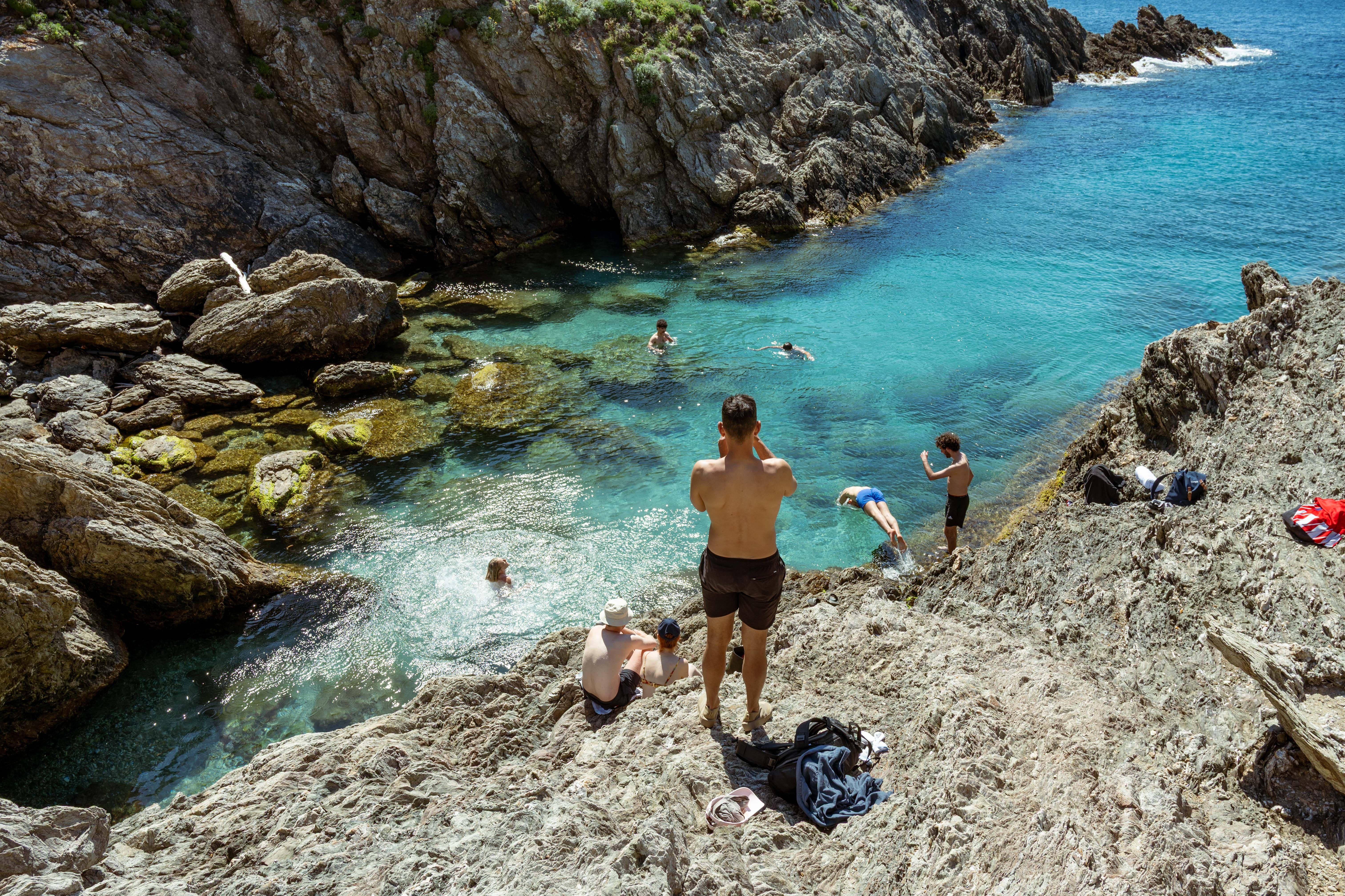 Ciapà Rock Platform (Corniglia's Secret Swimming Spot)