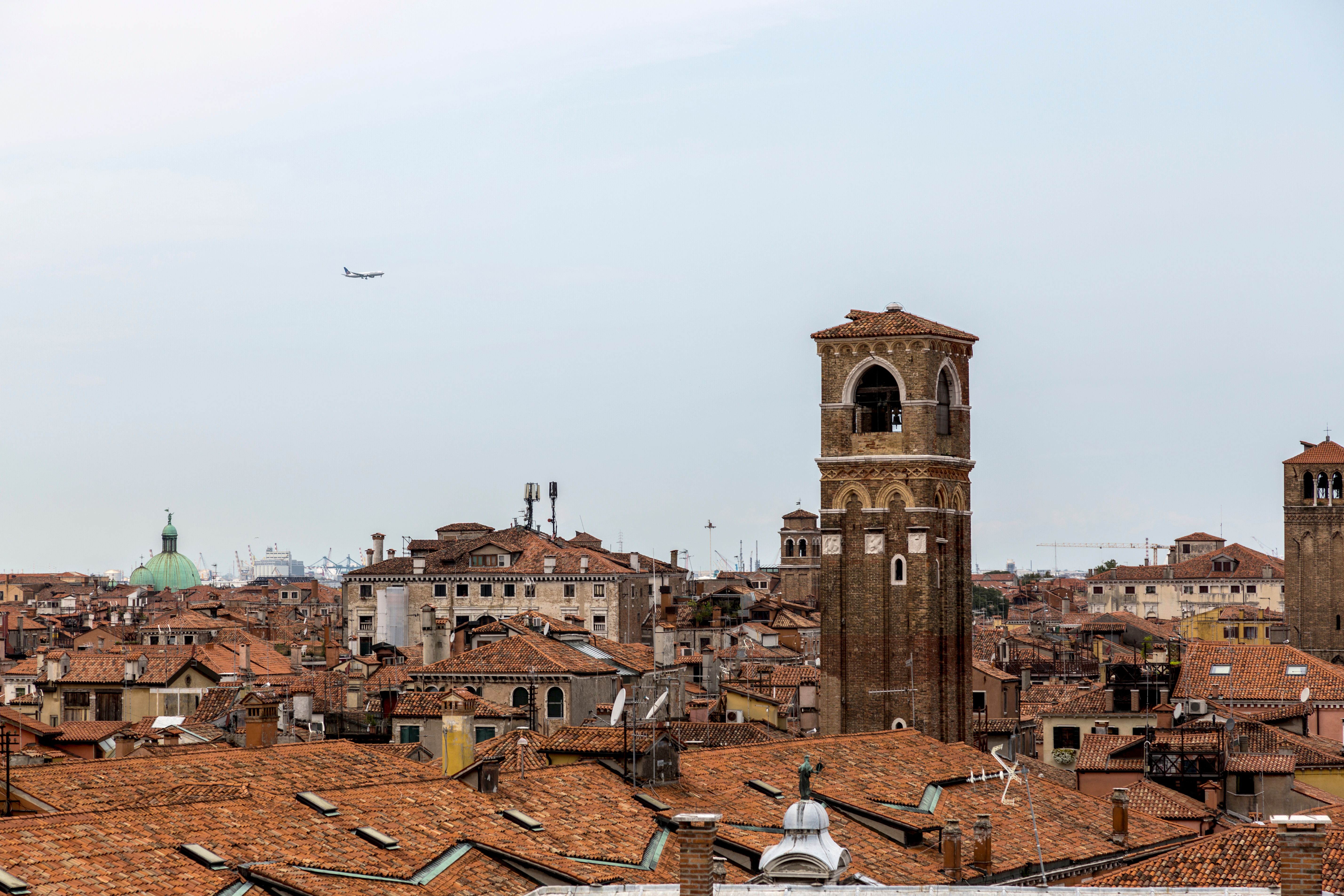 Duomo di Lodi & Piazza della Vittoria