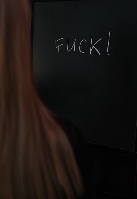 Impact of GIFs on Emotional Expression