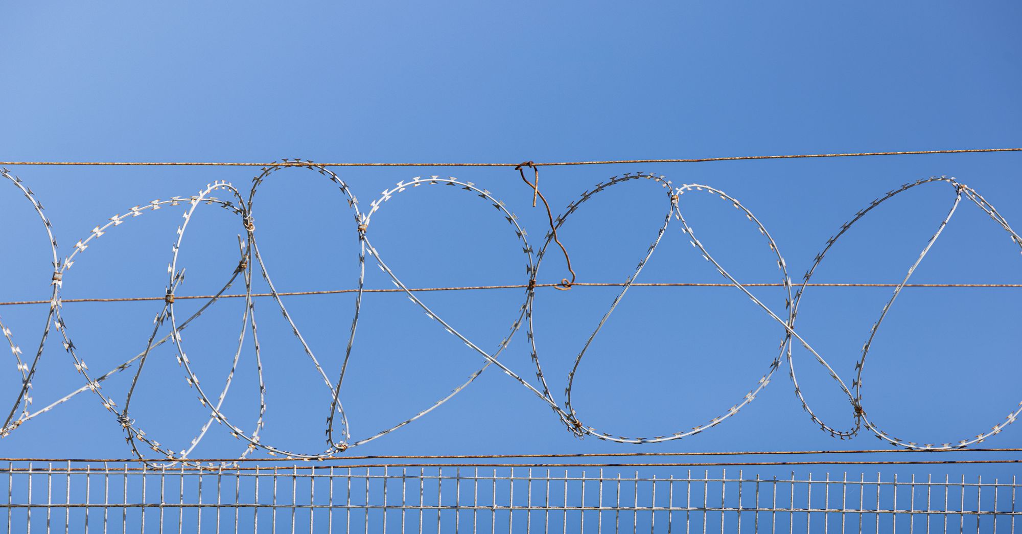 Spain Imposes Border Checks on Italy as Migration Dispute Escalates