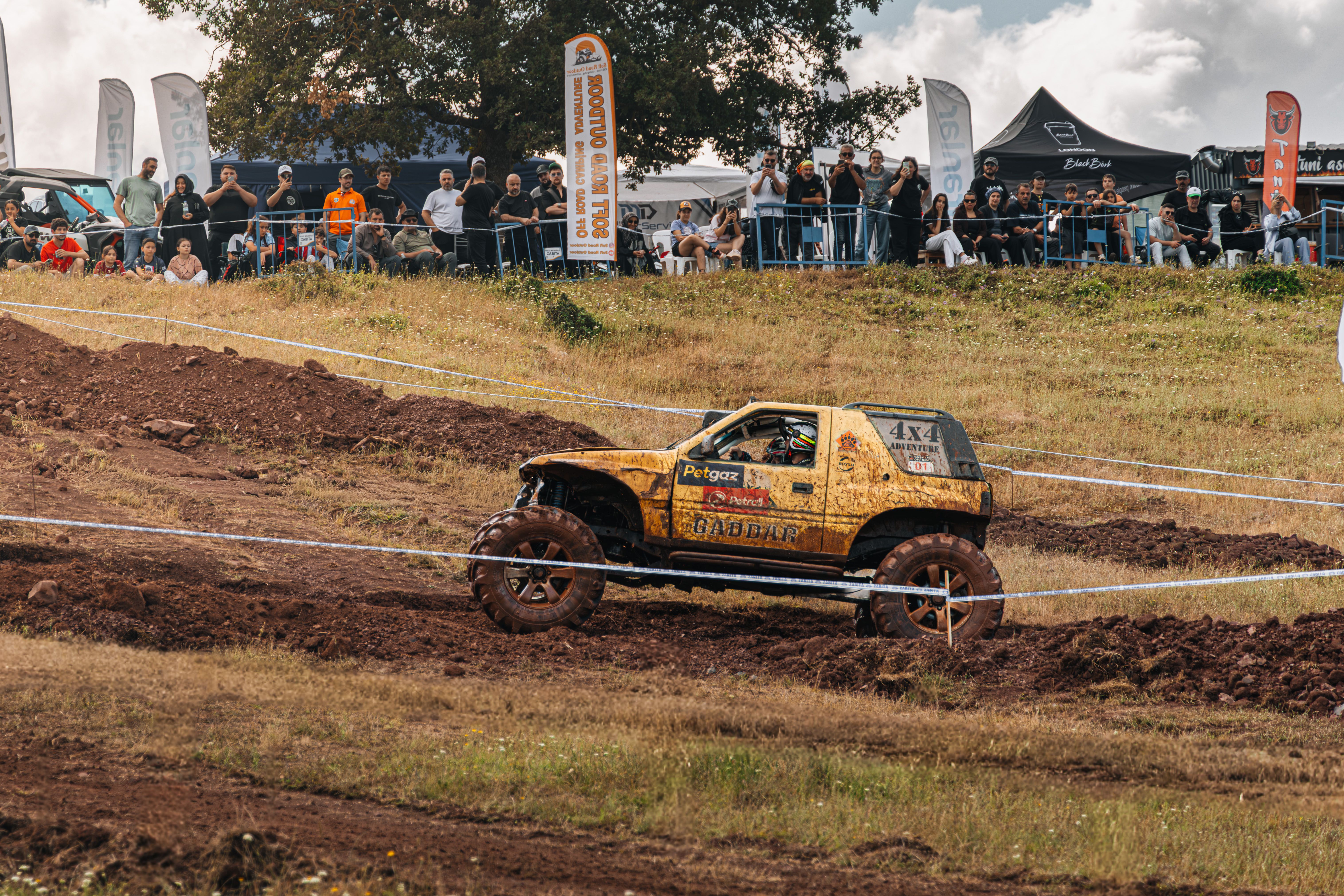 Glasgow Sells 10,000 CX World Cup Tickets in 75 Days Flat — and They're Not Done Yet