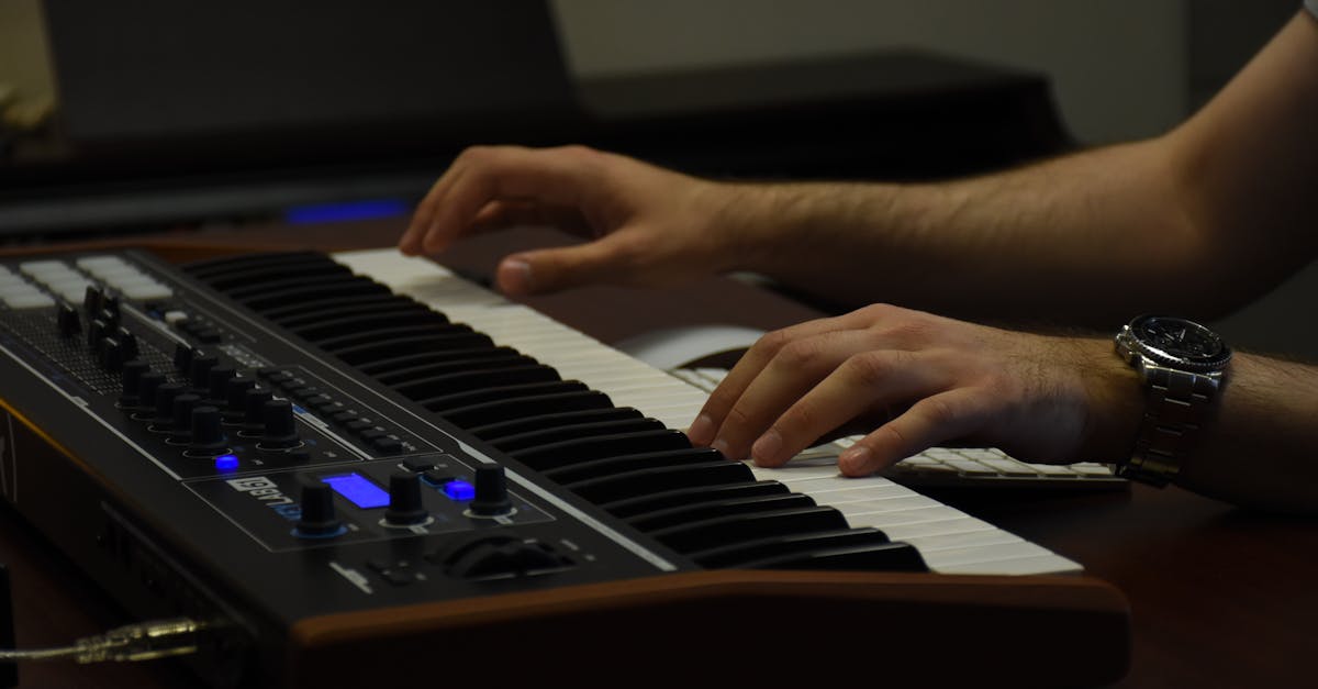 How to play fur Elise on piano keys