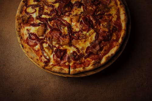 Free Close-Up Shot of a Pizza Stock Photo