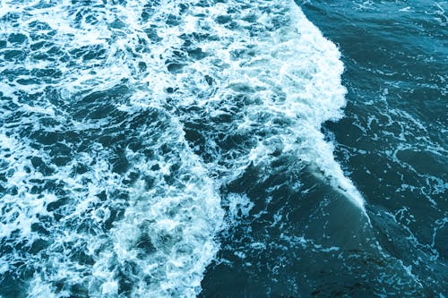 Free Water Waves on Body of Water Stock Photo