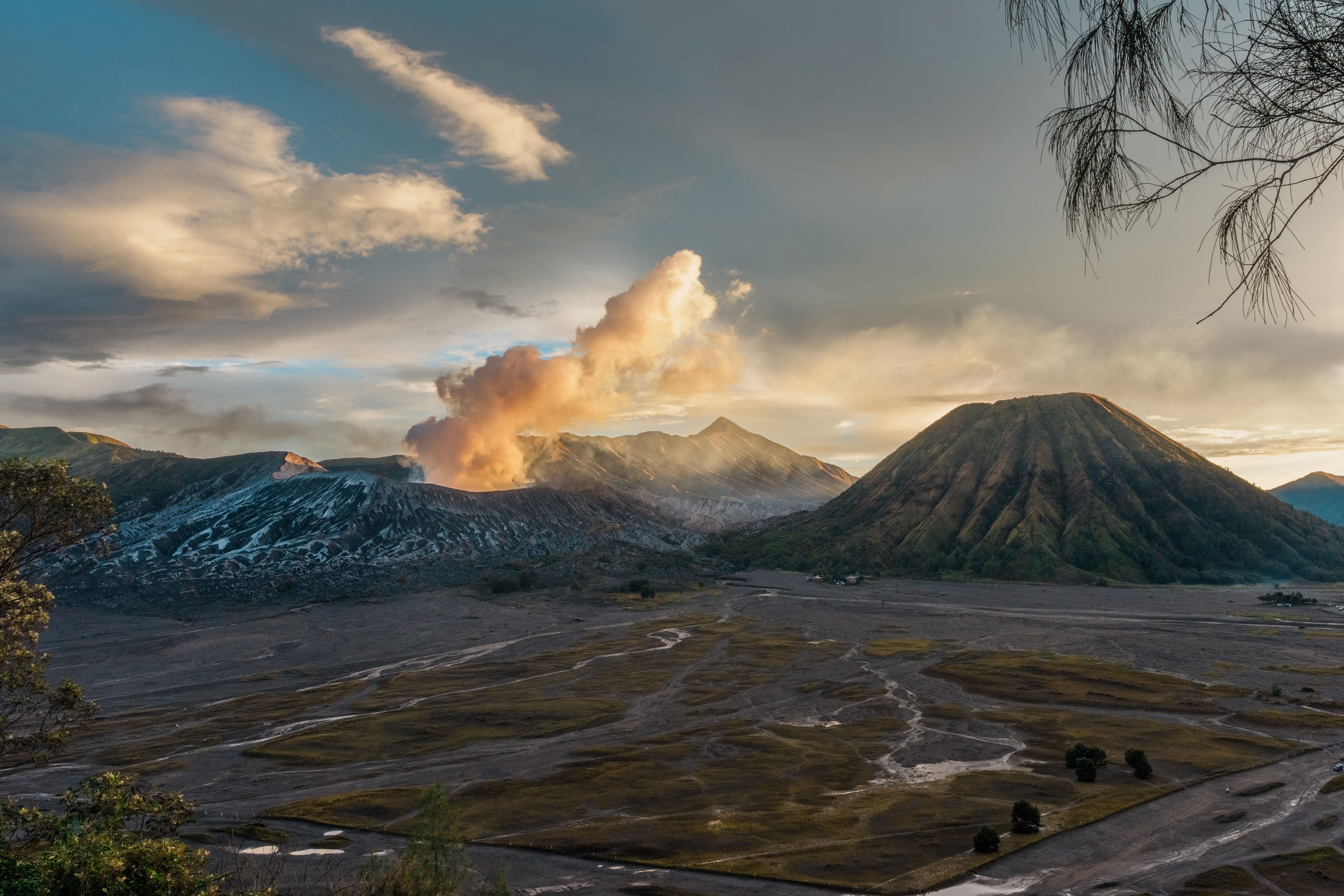 rute mendaki gunung bromo dan menikmati sunrise