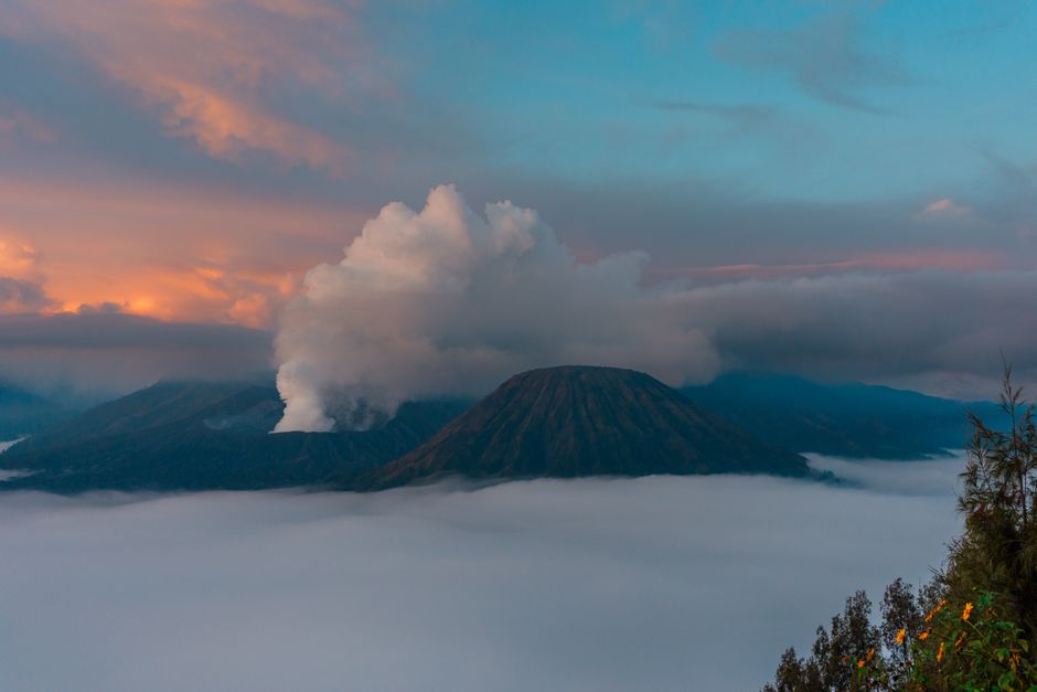 rute mendaki Gunung Bromo dan menikmati sunrise