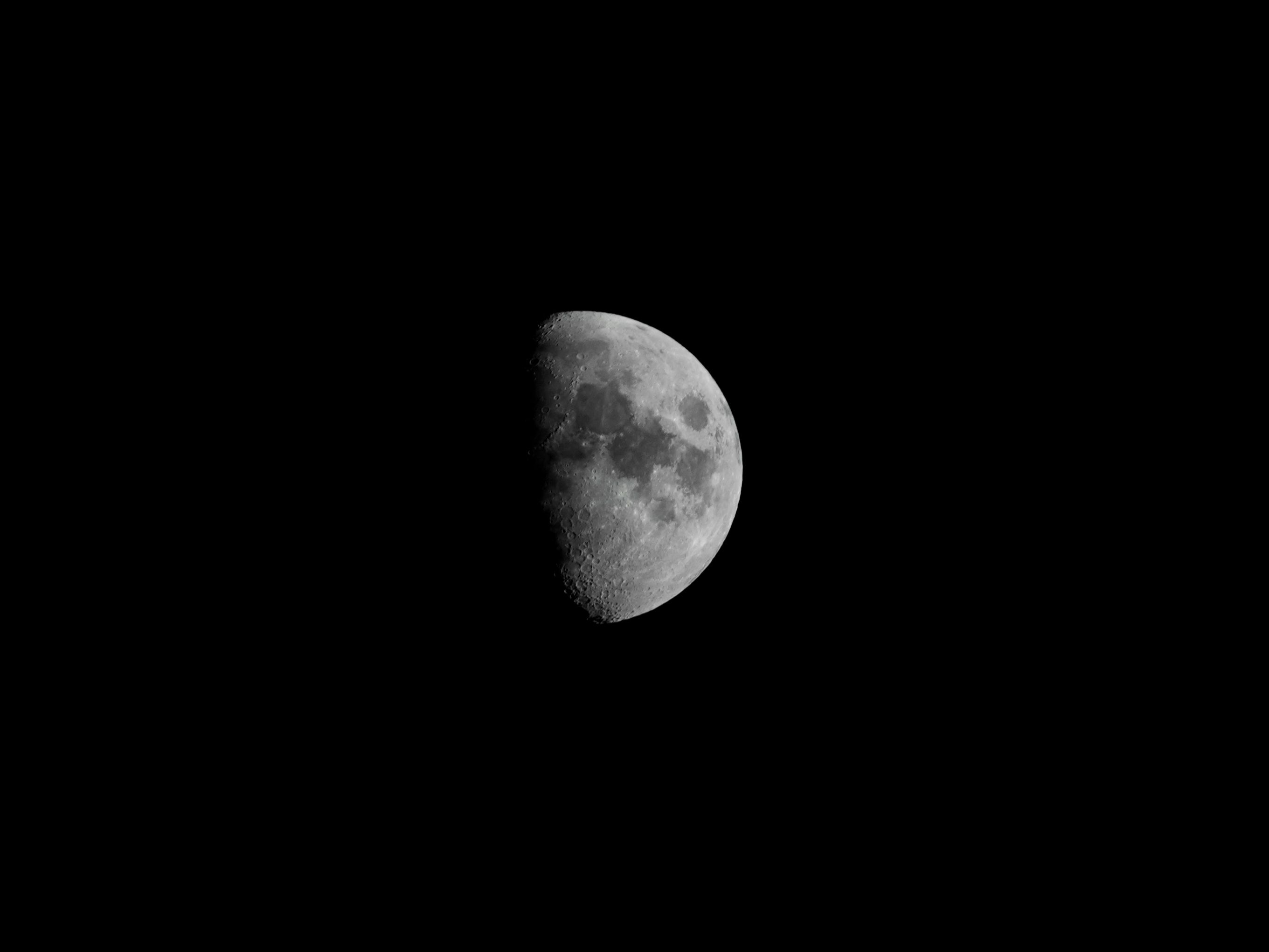 Ured tvrtke lunar-gorge