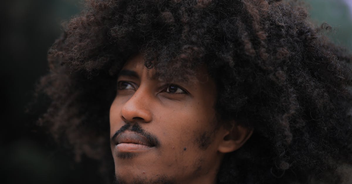 How to tie a man bun with curly hair