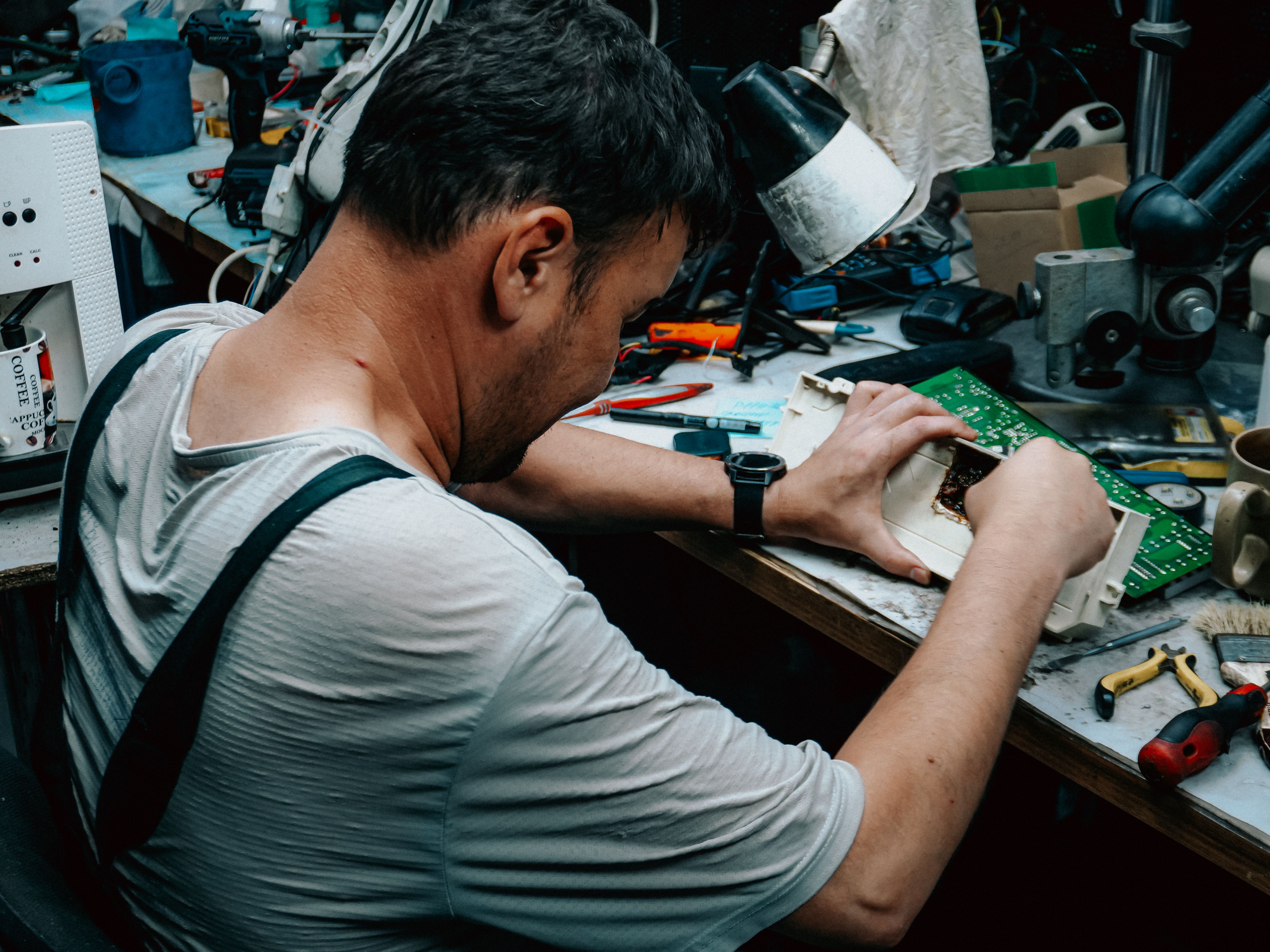 Audio Komponenten Reparatur