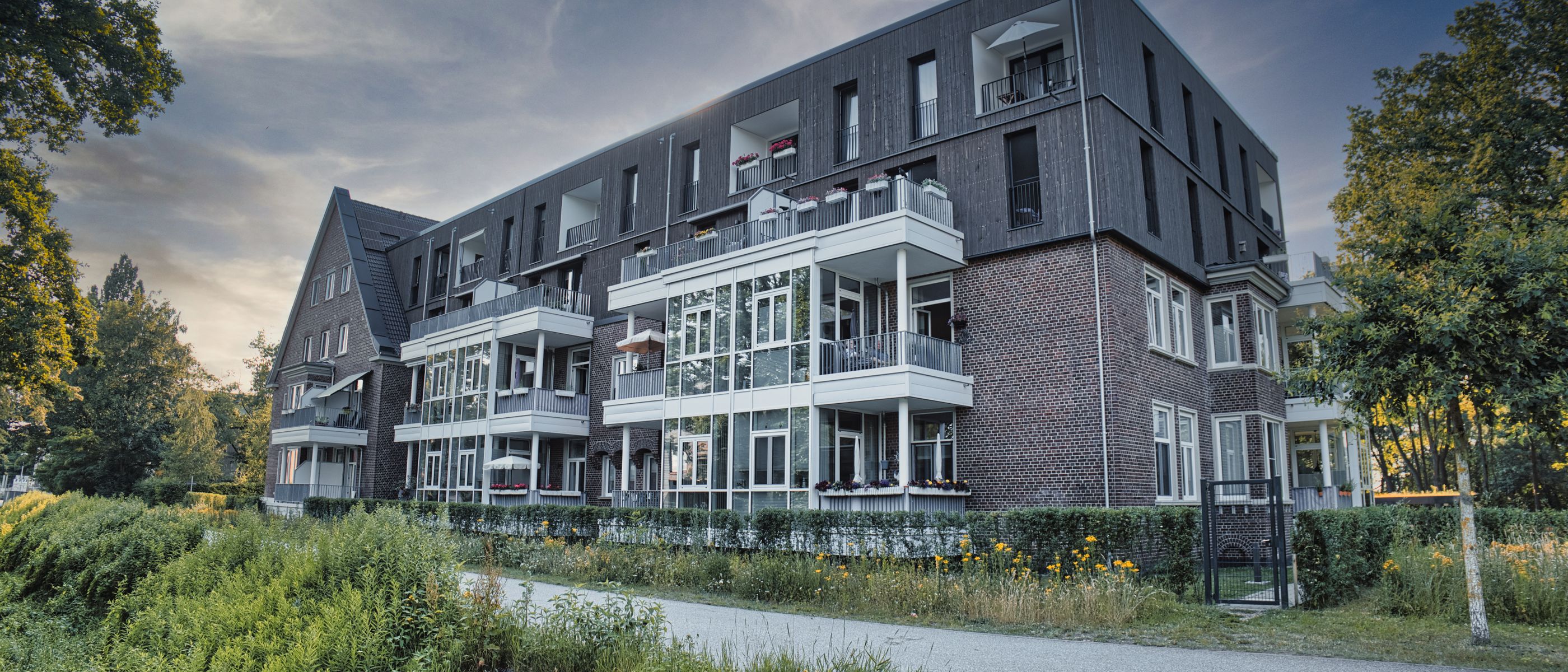 Exterior Painting in Wormwood Scrubs — walls rolled to an even, flat finish