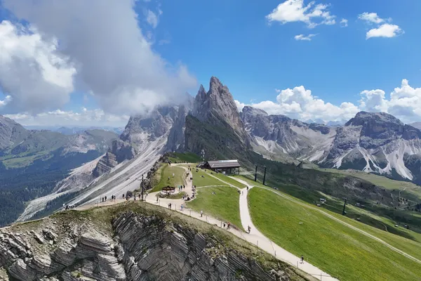 Montée à pied par Furnes