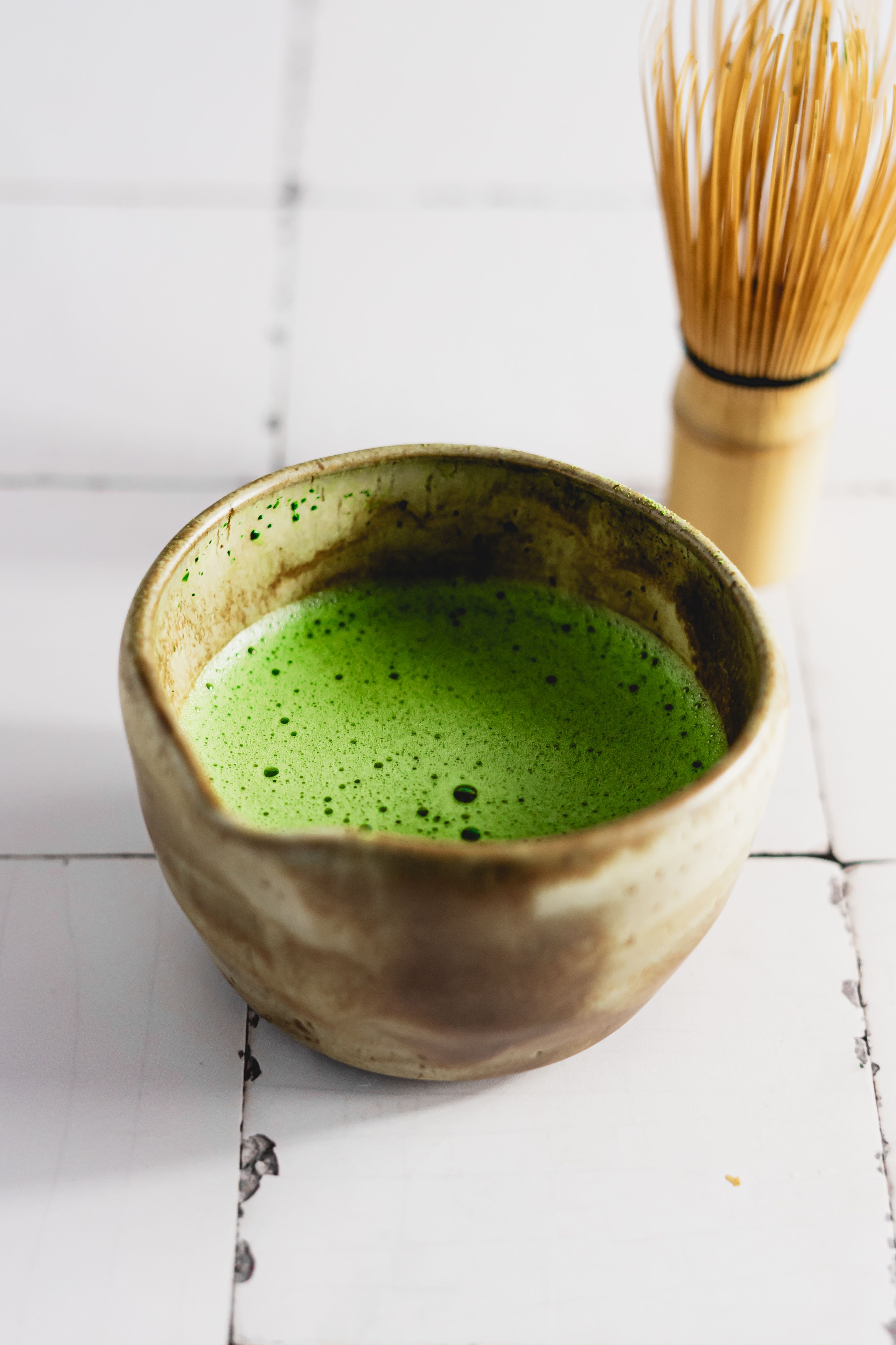 Prepared matcha in a ceramic bowl for an usucha vs koicha guide