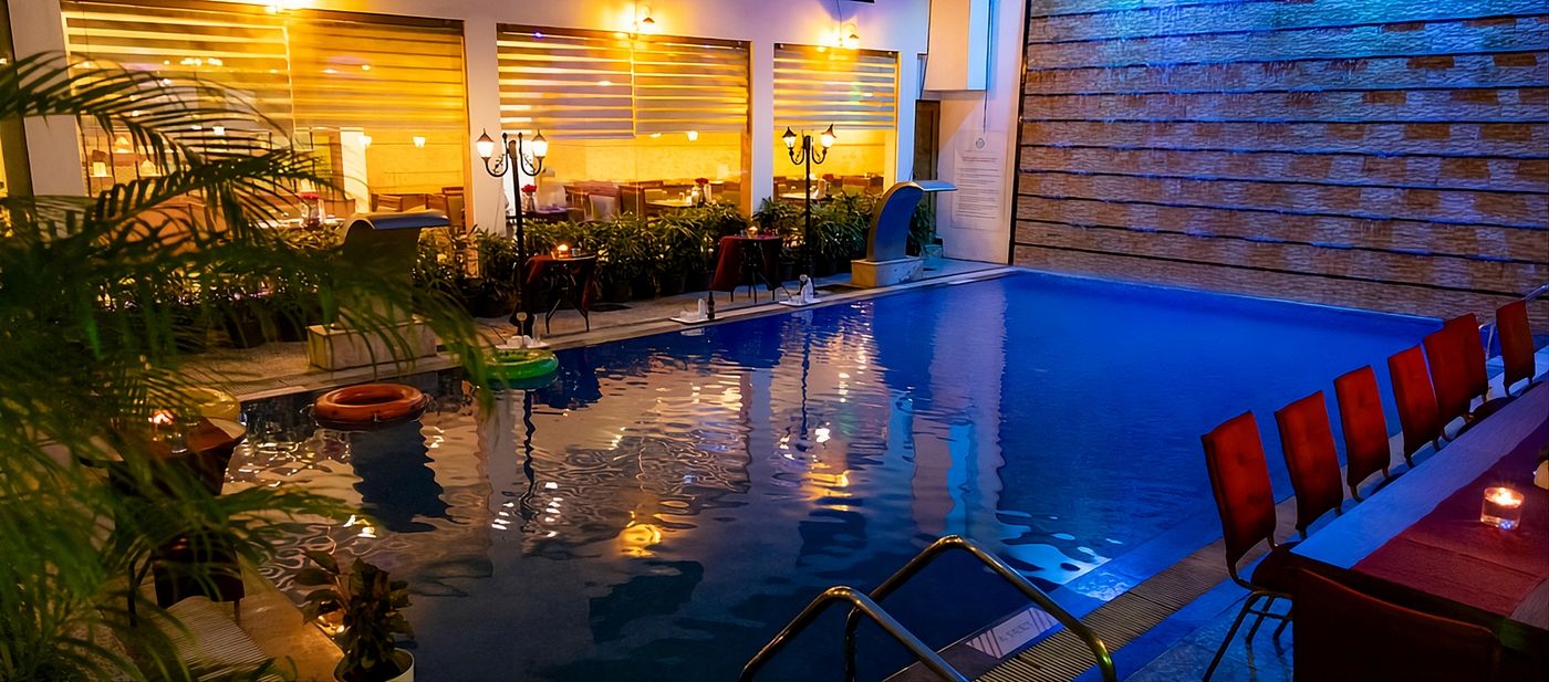 Infinity Swimming Pool