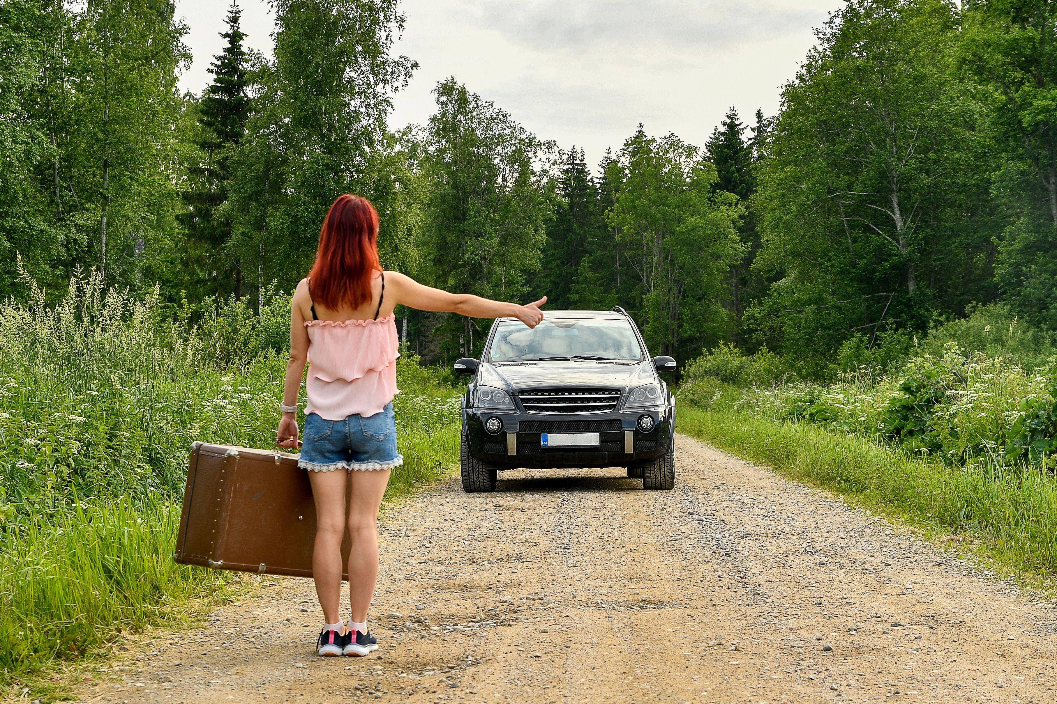 Choosing Annual Travel Insurance vs Single Trip UK 2026
