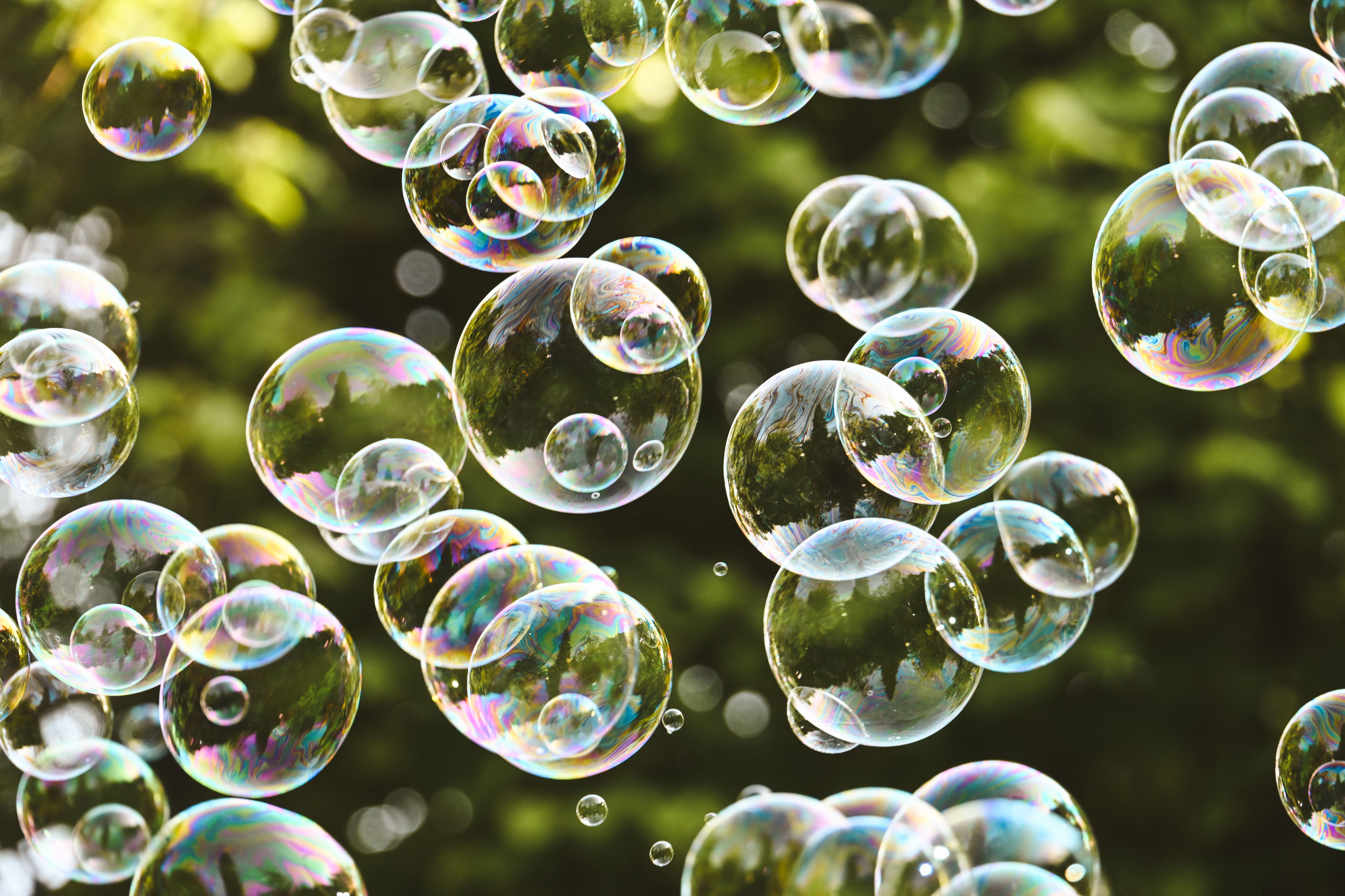 Schluss mit Garten-Langeweile: 7 kreative Sommer-Tricks — Problem-Szenario