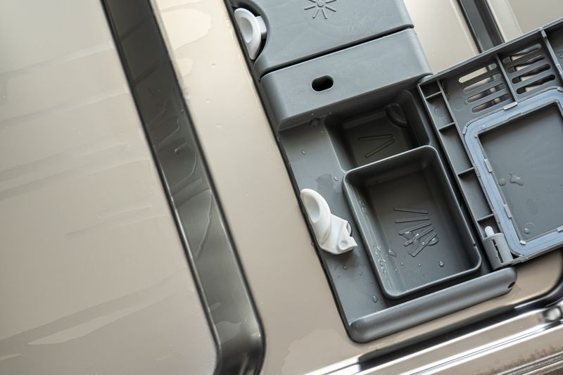Bosch e23 aquastop: detailed close-up view