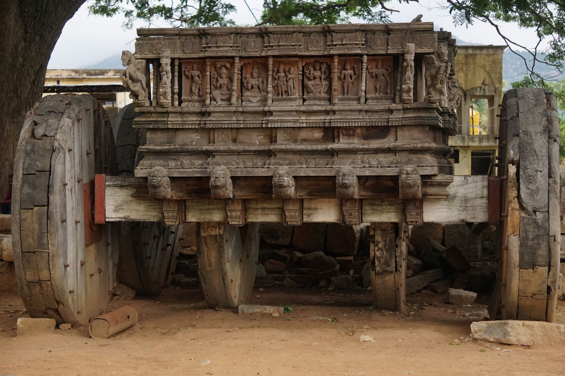Airport transfers in Hampi Airport transfers in Hampi