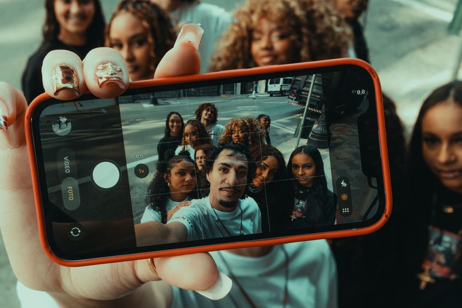 Портретна фотографія на смартфон із сіткою правила третин