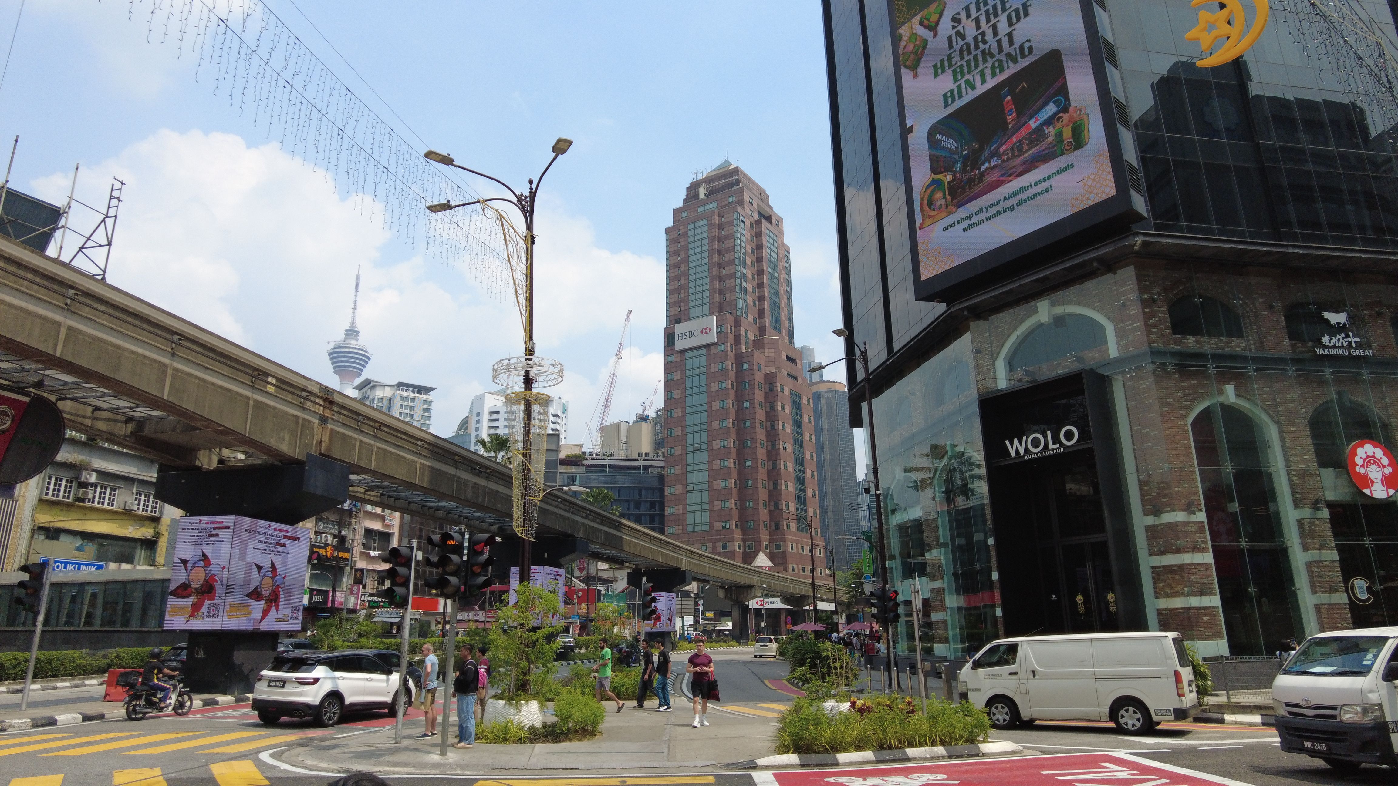 Where to Stay in Kuala Lumpur: Solo Female Guide 2026