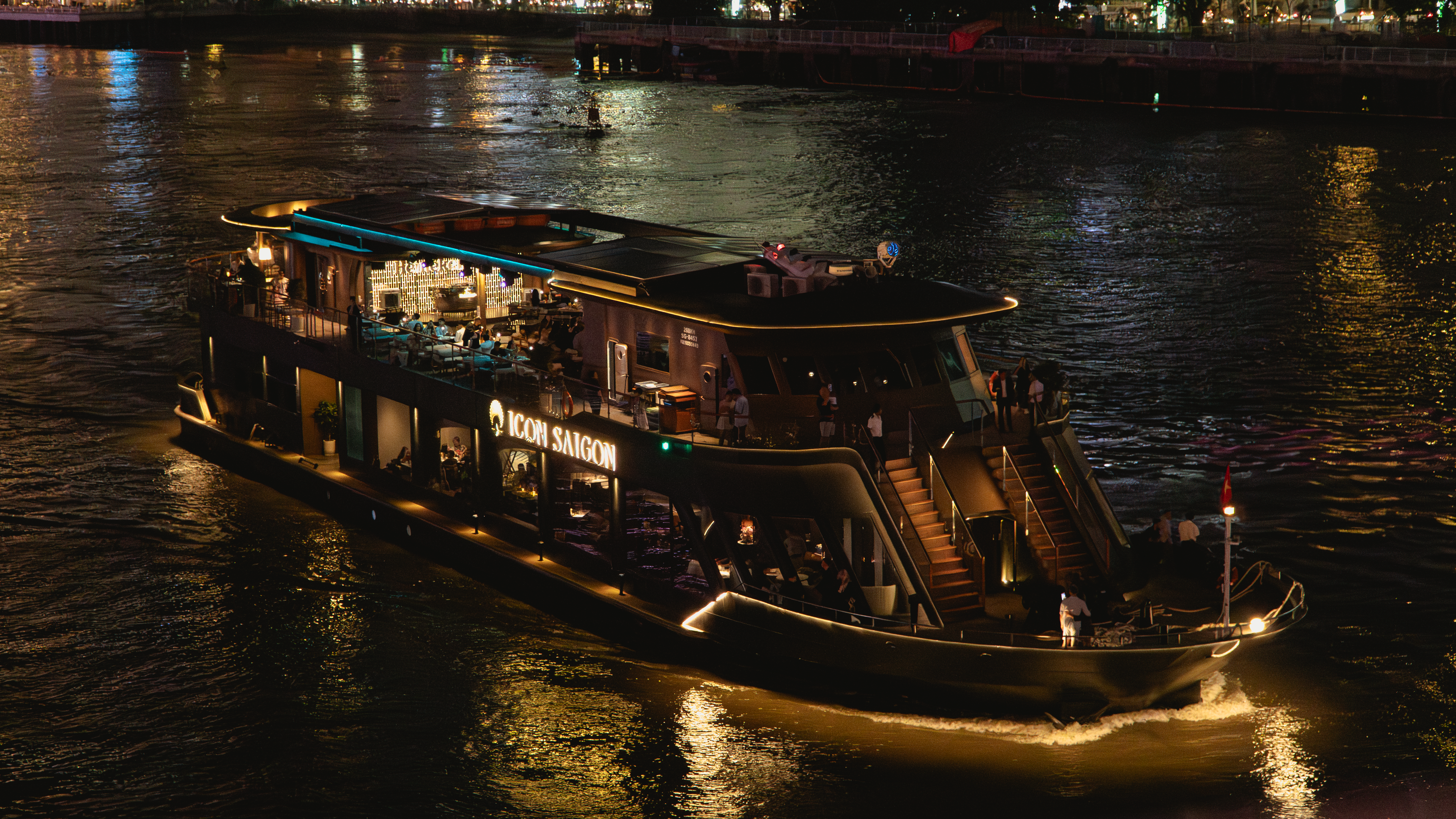 What to Expect: Specialty Dining on Cruise Ships — Photo by Phát Trương on Pexels