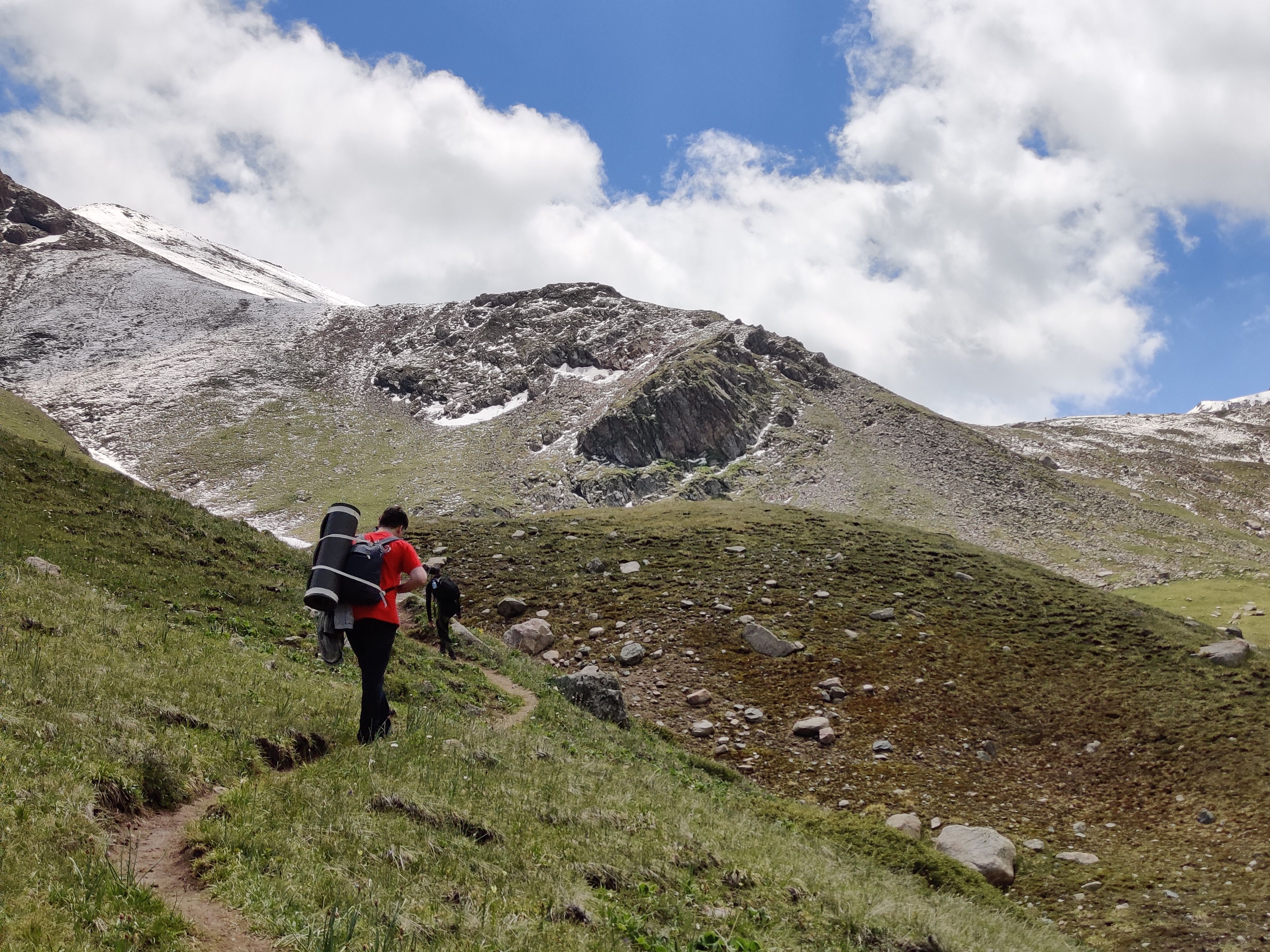 2026 Outdoor Gear Trends – Eco and Tech Impact - More Sports — Photo by Dmitriy Menshikov on Pexels
