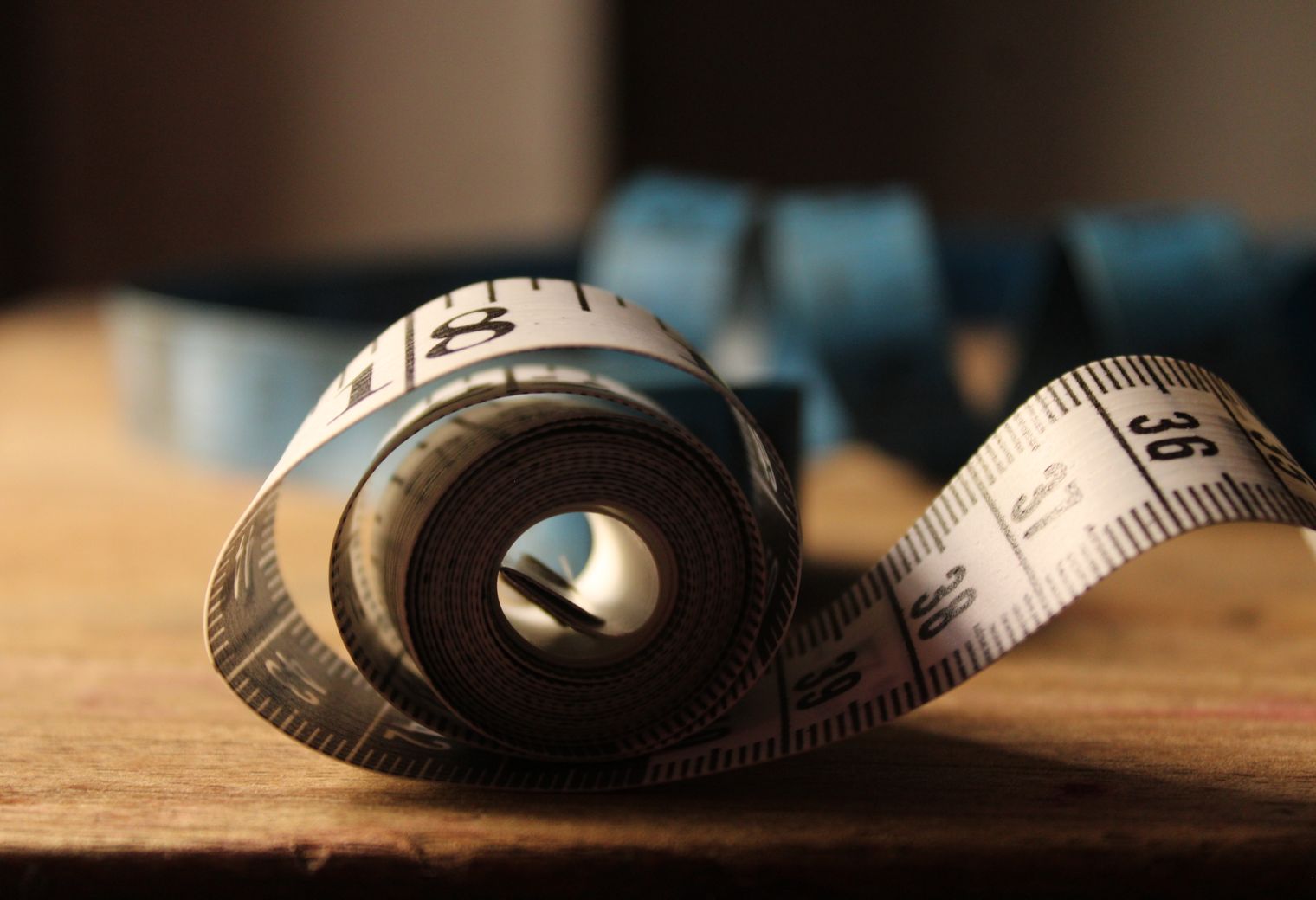 Doune — professional packers wrapping and boxing belongings