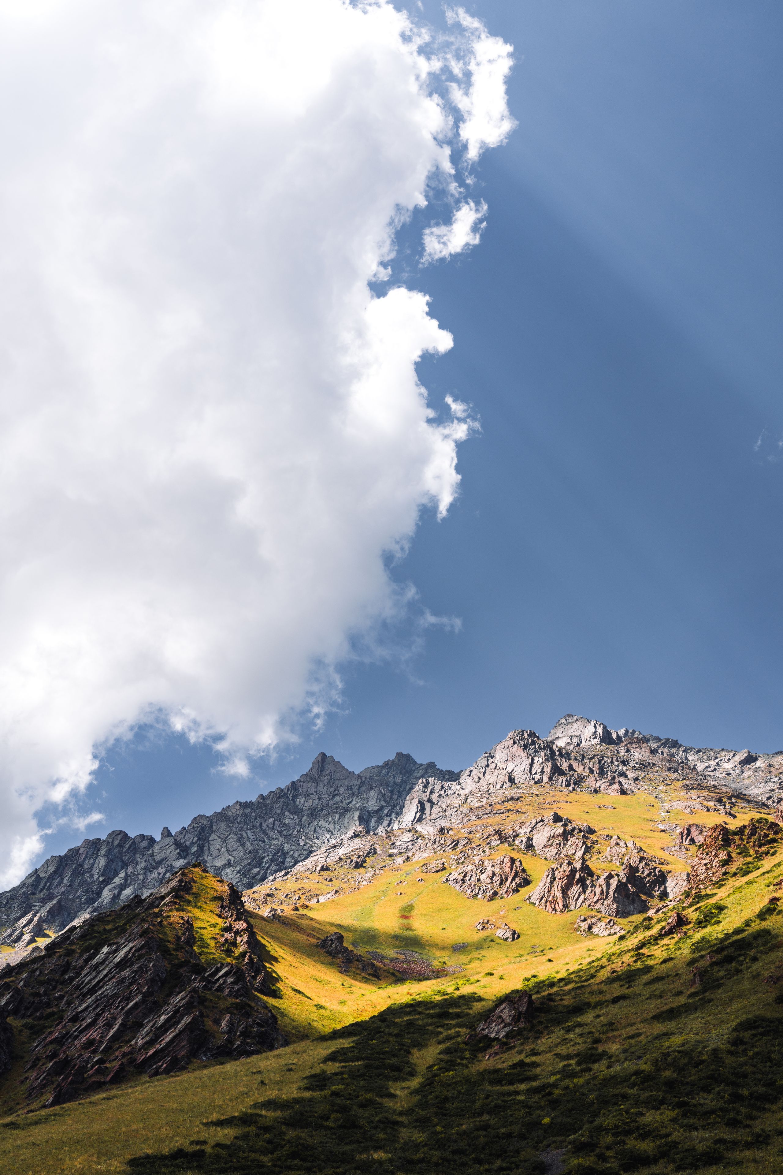 Majestic mountain scene with