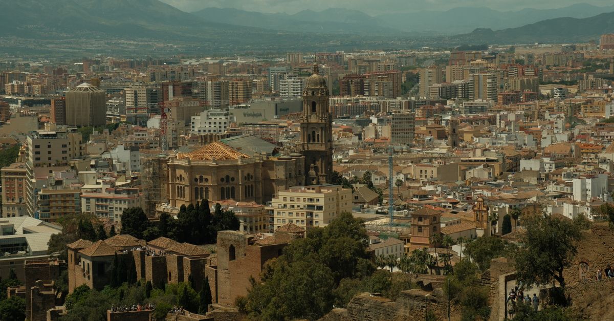 España: casos de RSE que promueven turismo responsable y preservación de paisajes culturales España: casos de RSE que promueven turismo responsable y preservación de paisajes culturales