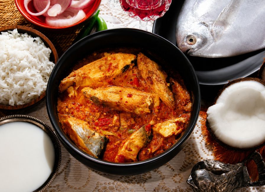 Hilsa Fish Curry
