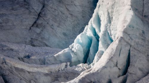 Free Discover intricate ice formations on a Norwegian glacier, showcasing nature's frozen artistry. Stock Photo