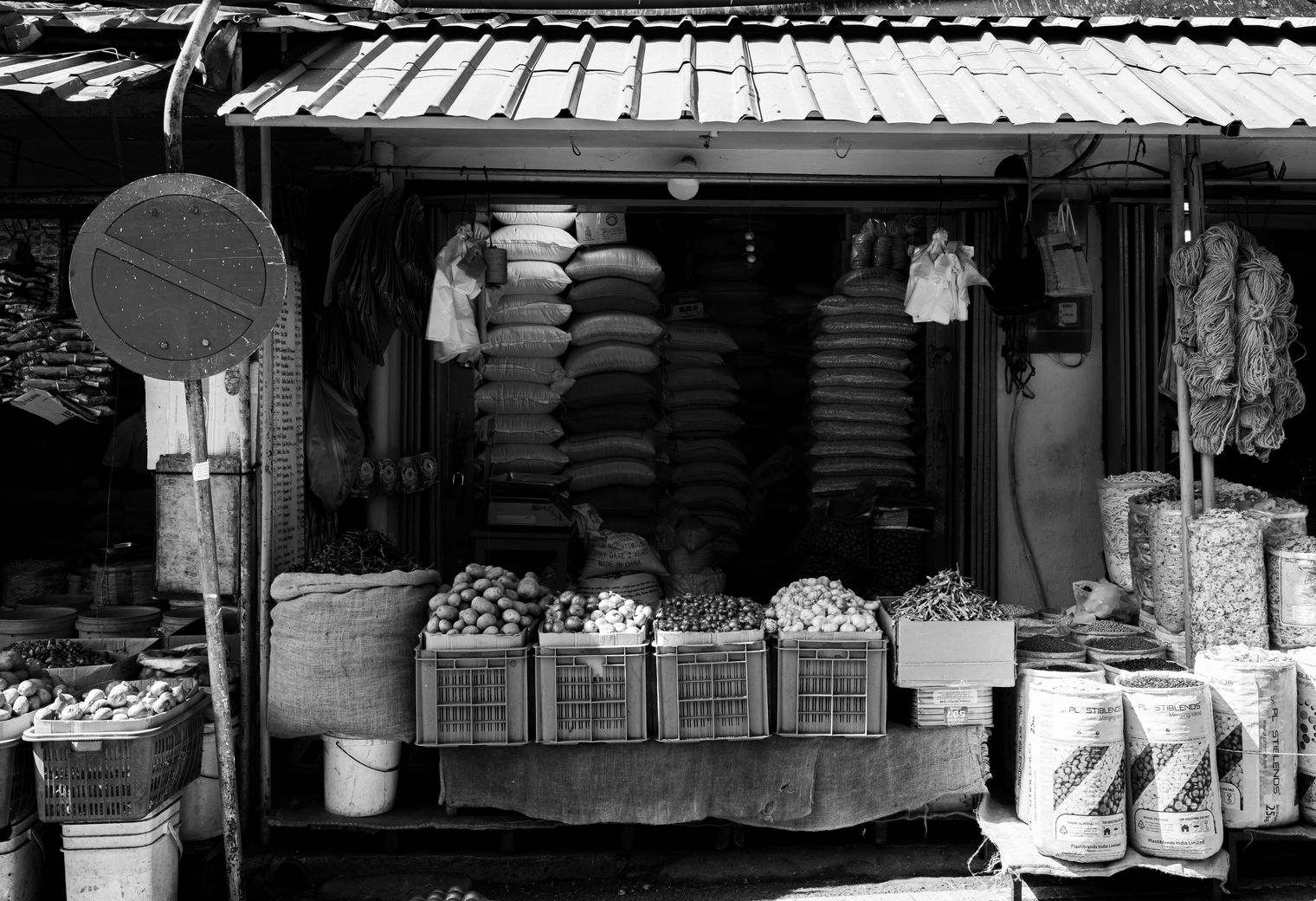 Comrie — belongings being loaded for transport to storage