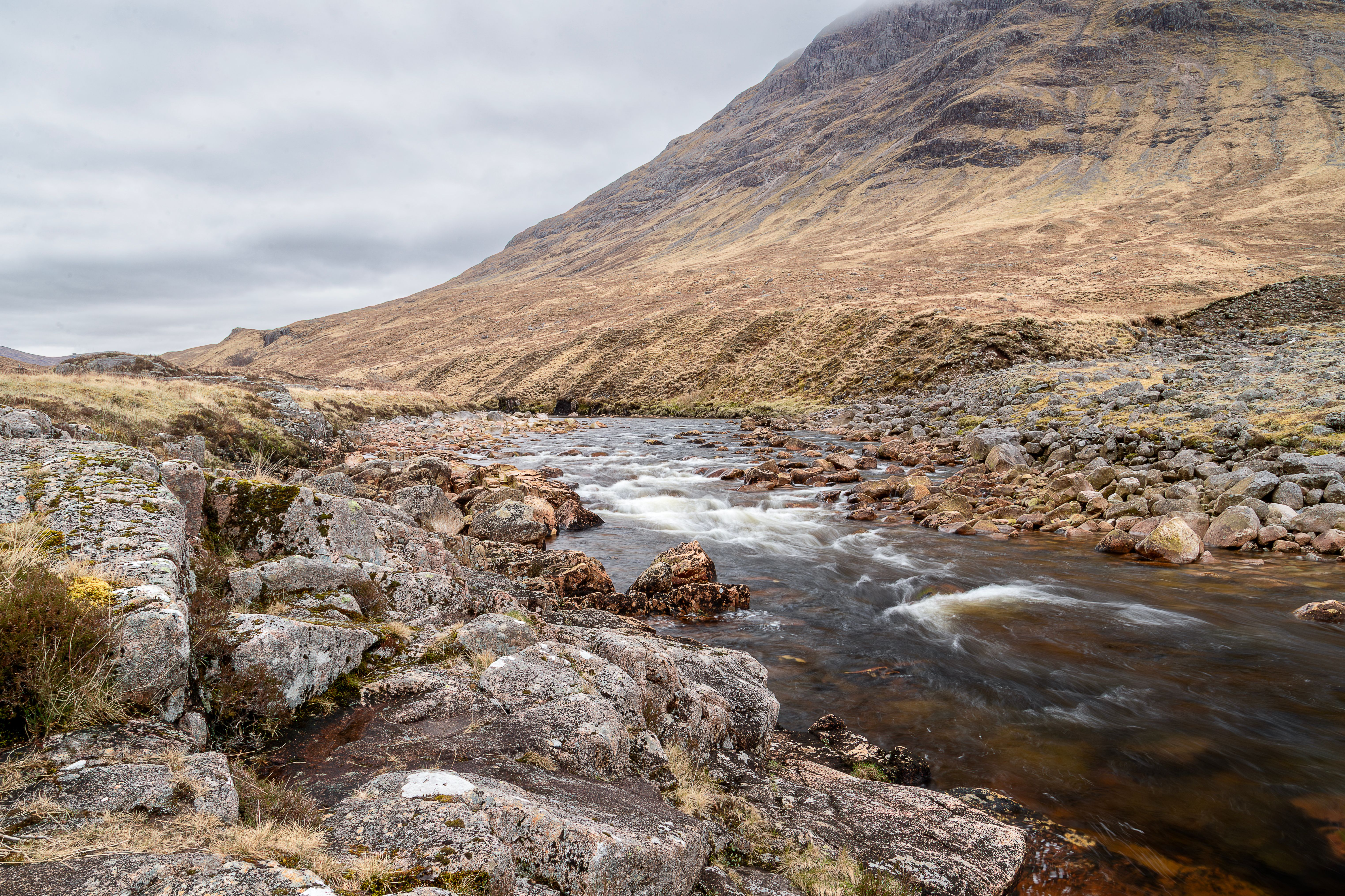 4 Day Yoga, Mindfulness, Walking Retreat in Loch Lomond, Scotland 1