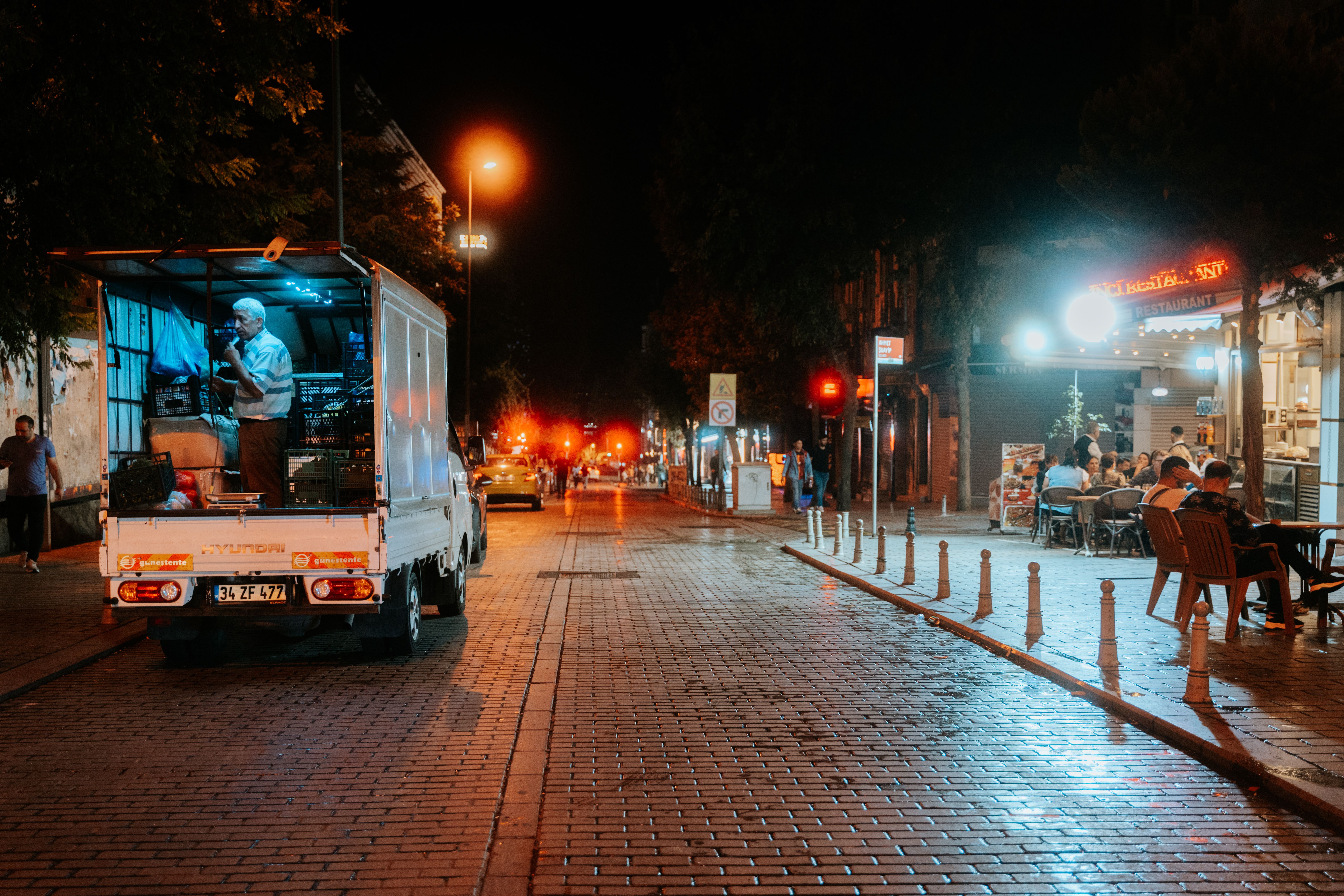 Hampton Wick — man and van team loading a removal van