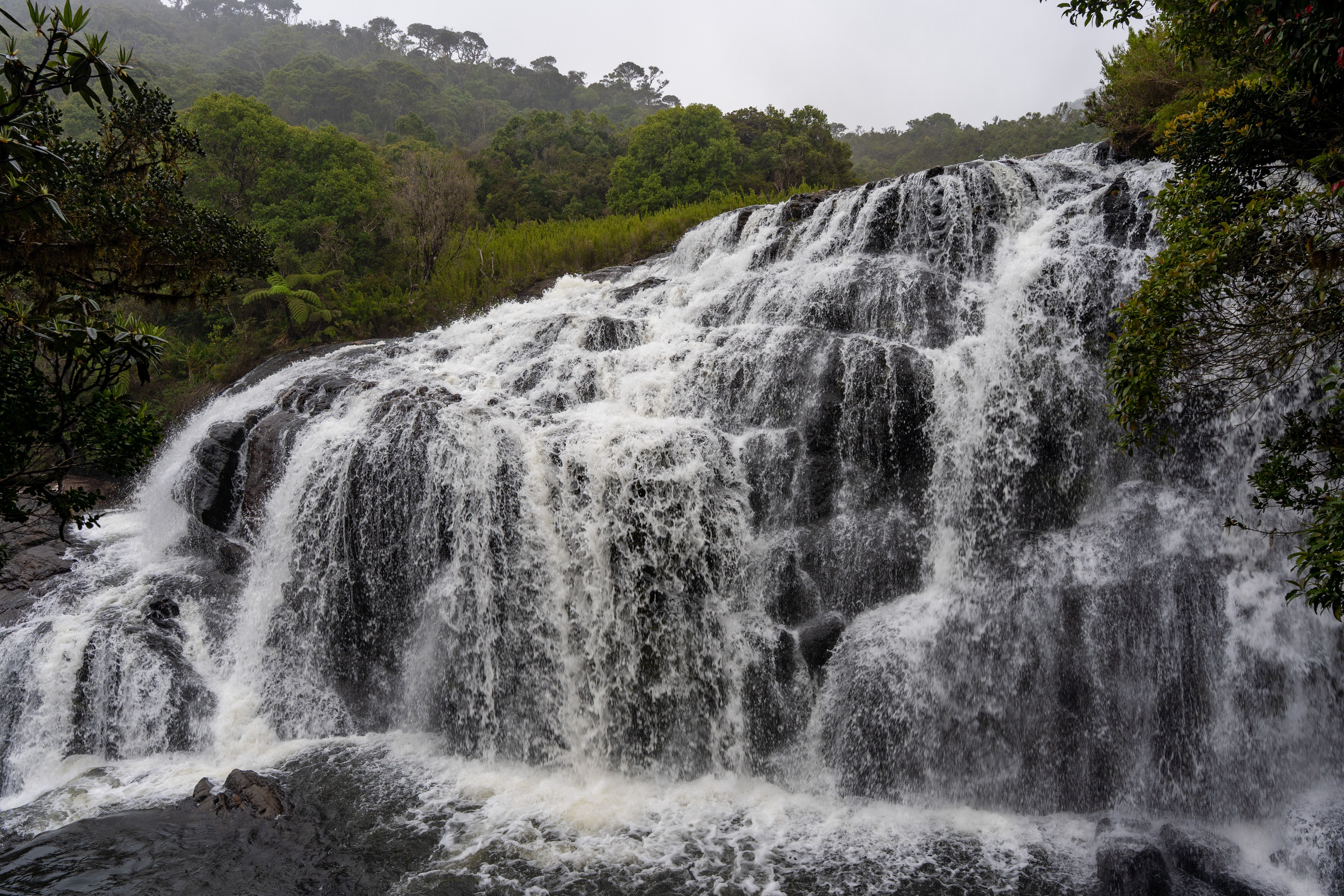 Alugolla: Sri Lanka's Hidden Waterfall Gem in the Central Highlands