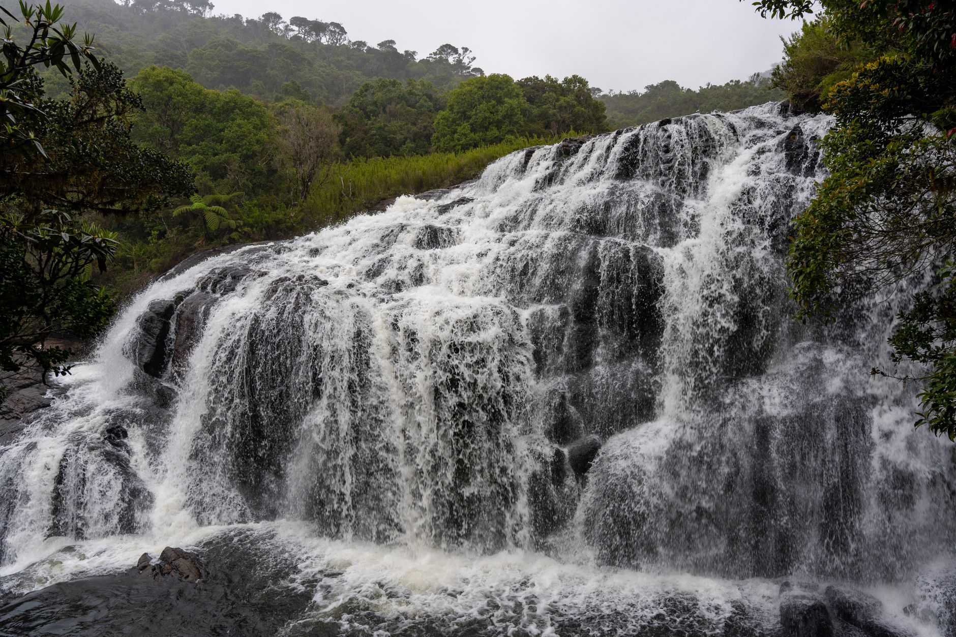 Alugolla: Sri Lanka's Hidden Waterfall Gem in the Central Highlands