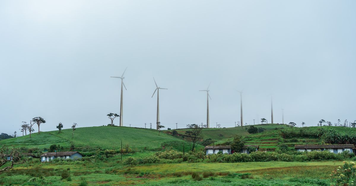 India Approves Landmark Floating Solar Scheme with Integrated Energy Storage