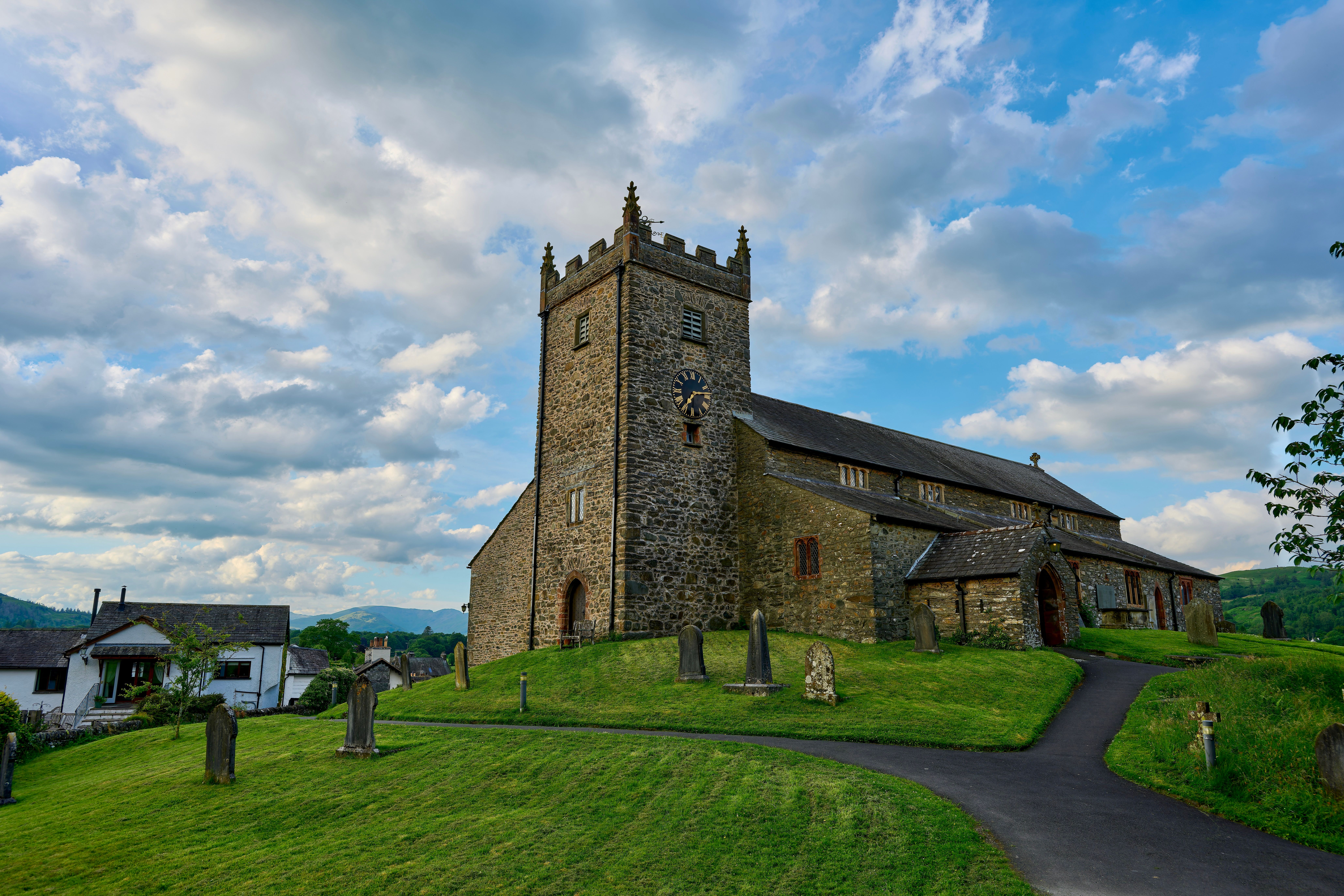 4 Day Spirit Woman's Yoga Retreat in Cumbria, Lake District 3