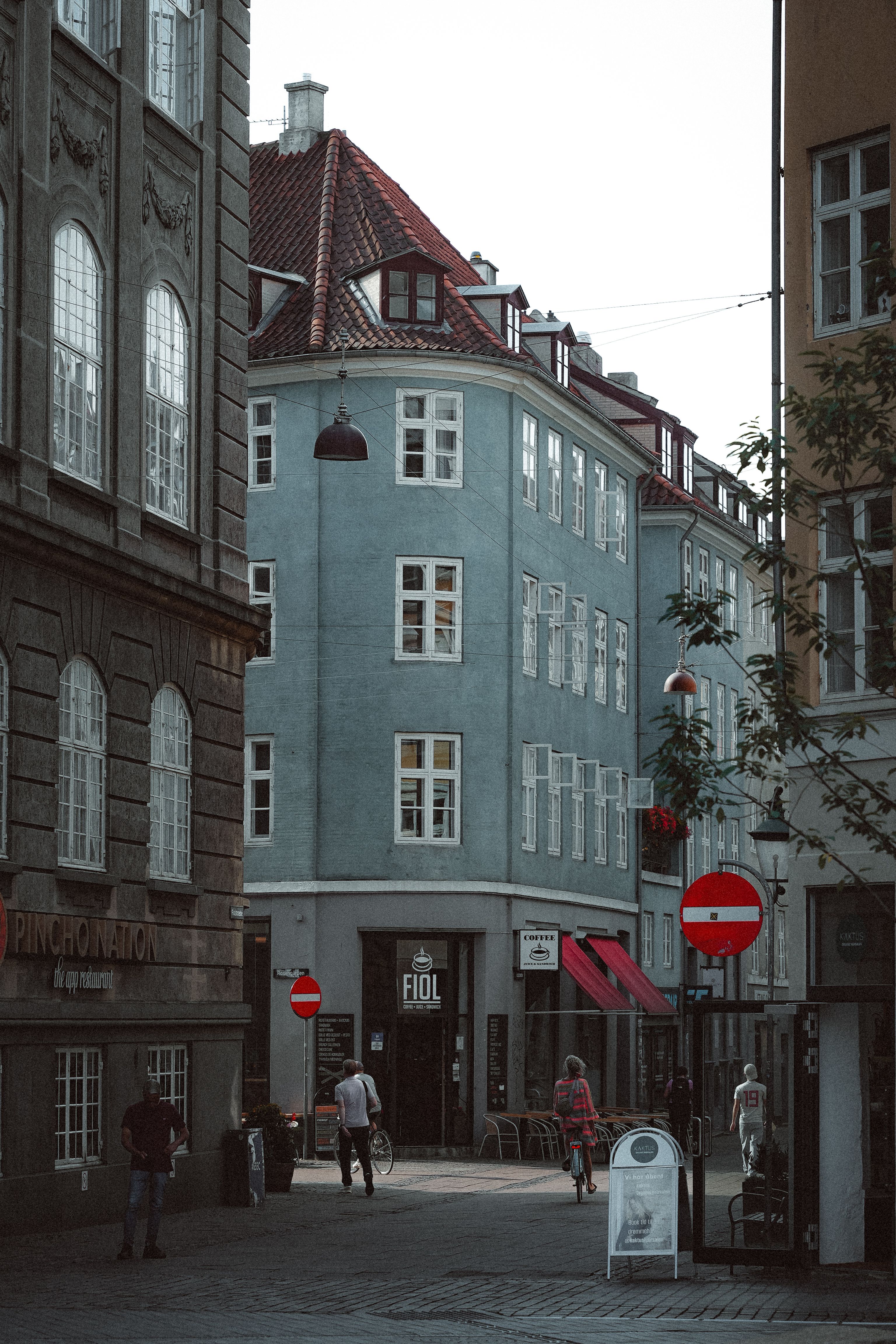 Stroll the Latin Quarter