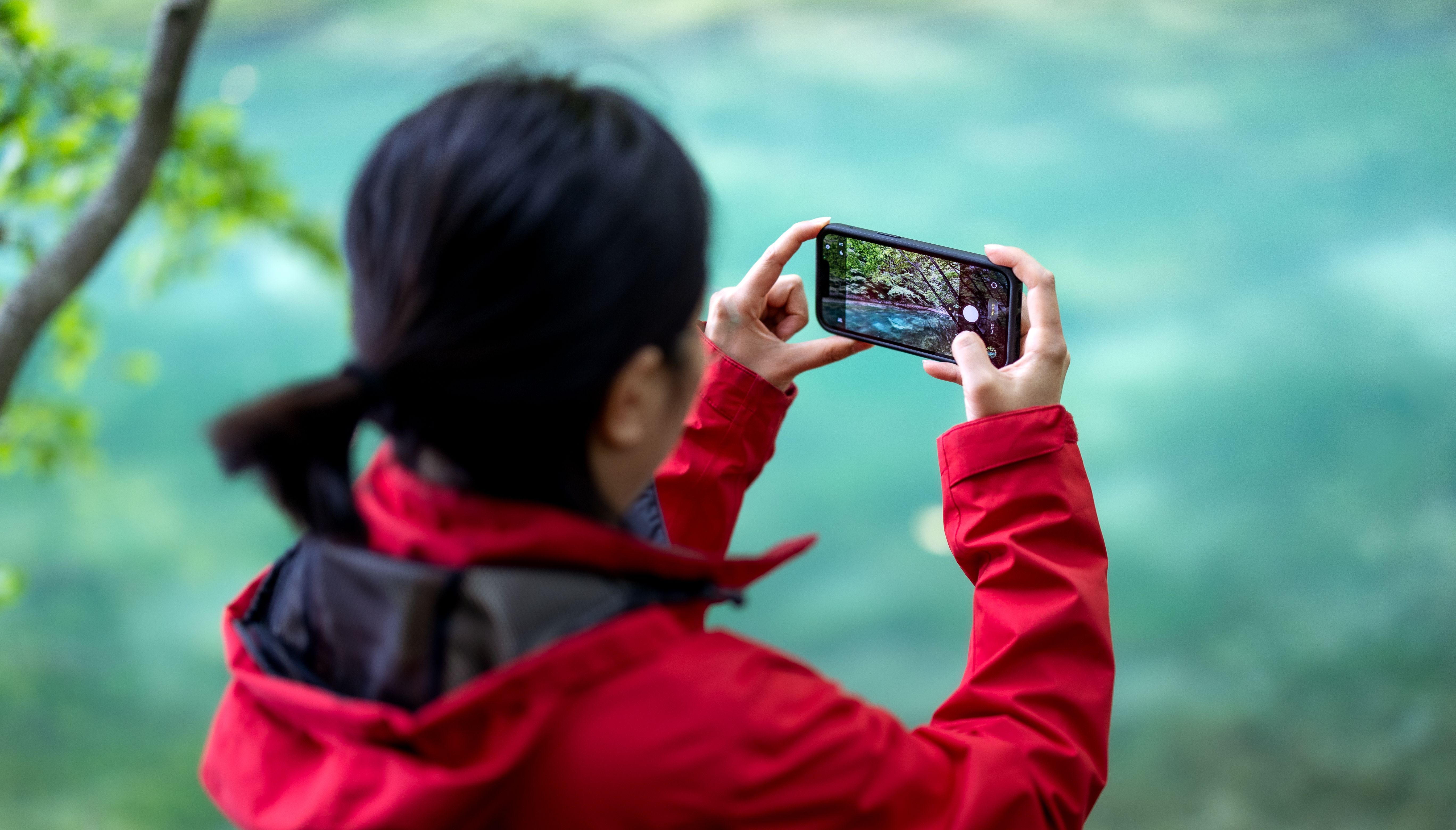 Seamless Connectivity: How to Buy Canada Travel SIM Card
